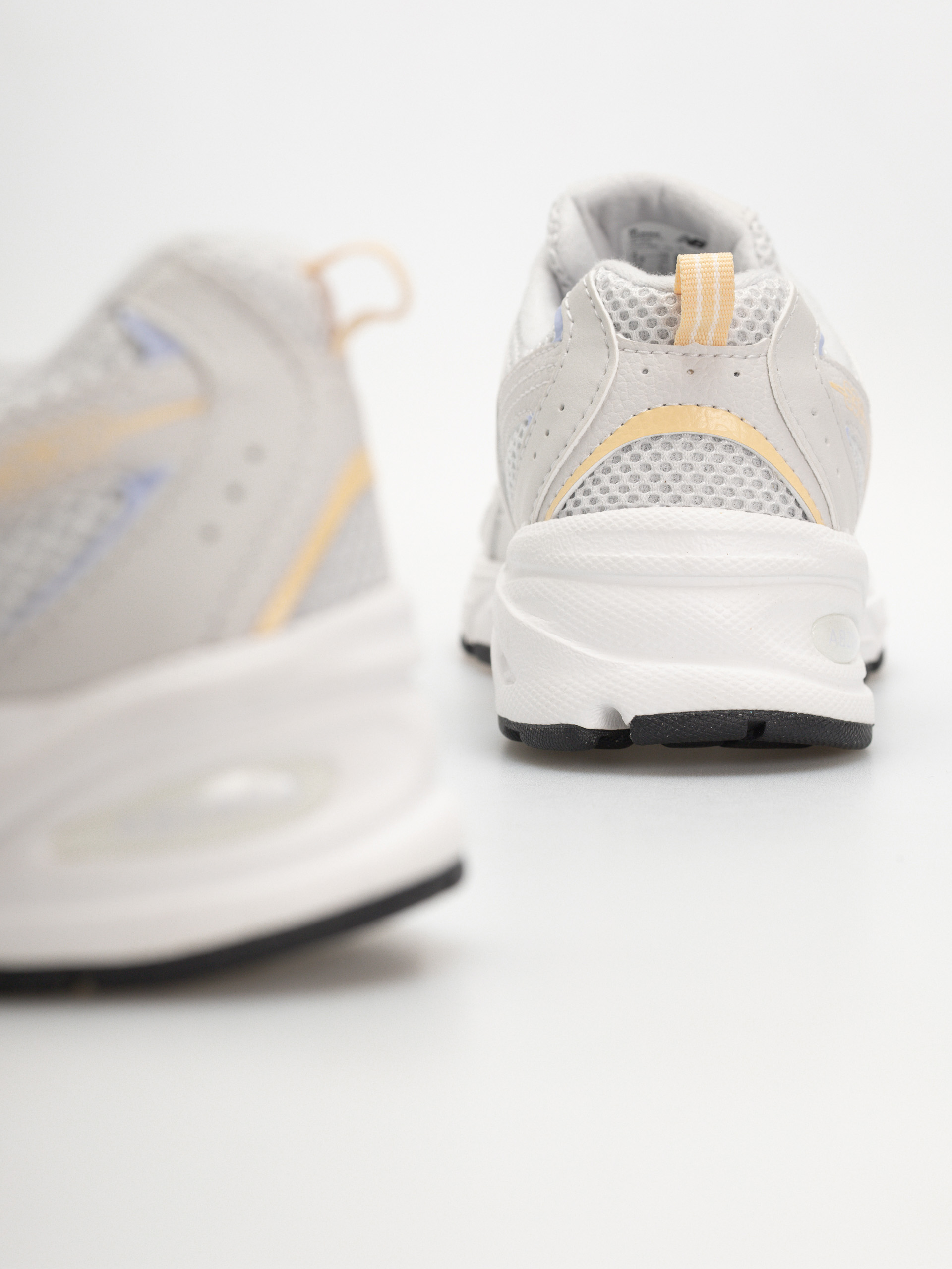 Buty New Balance 530 JR (grey matter/sherbert)