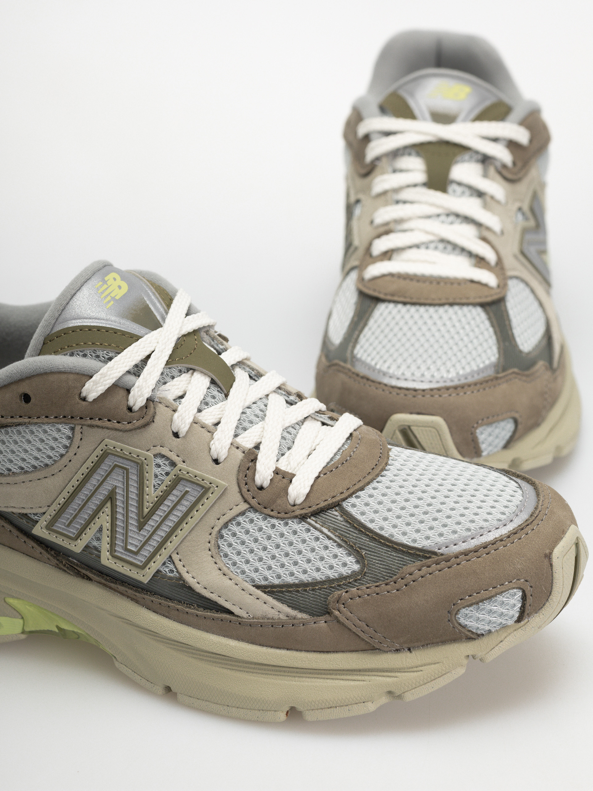 Buty New Balance 2010 (covert green/dry lime/lone star grey)