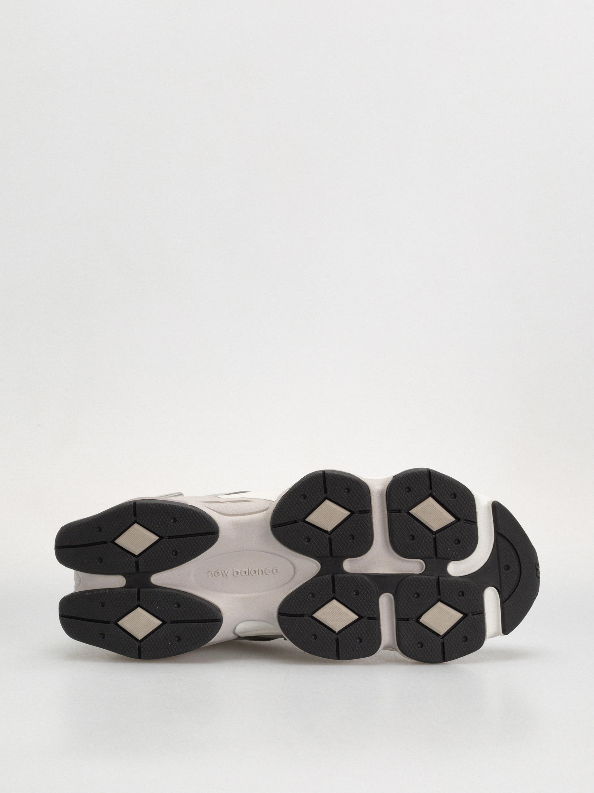 Buty New Balance 9060 JR (raincloud/truffle salt)