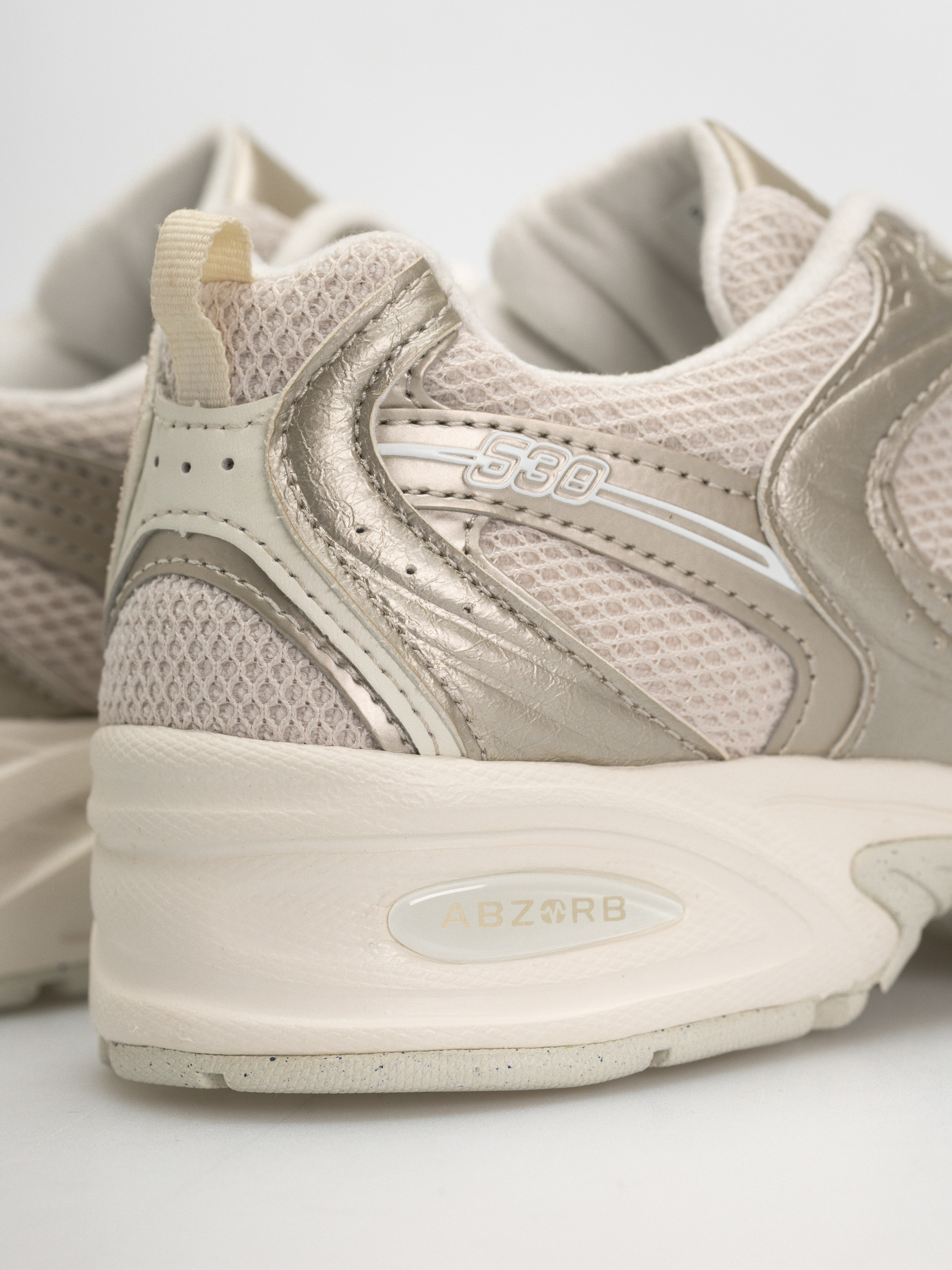 Buty New Balance 530 (gold metallic/linen)