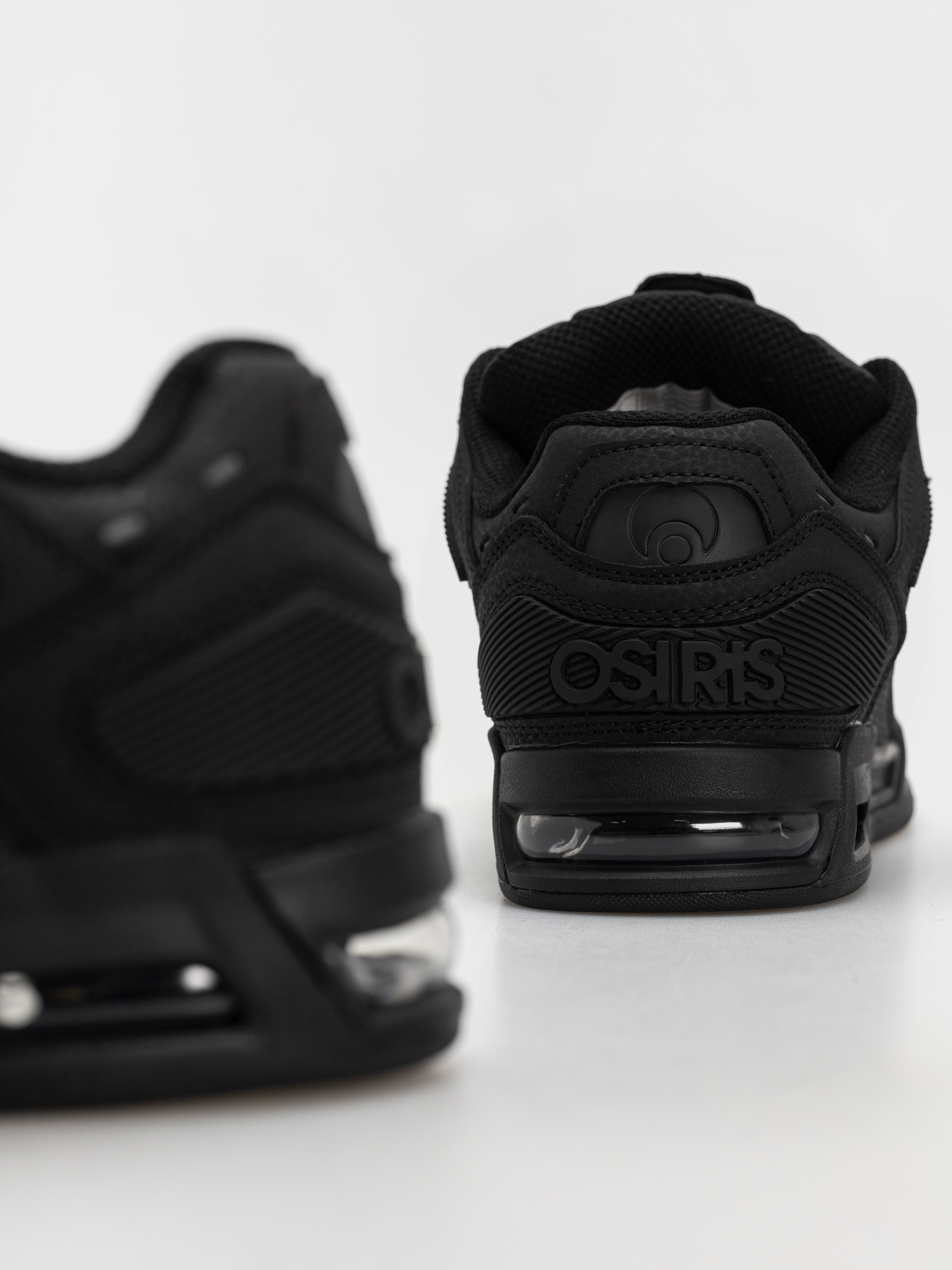 Buty Osiris Peril (black/black/black)