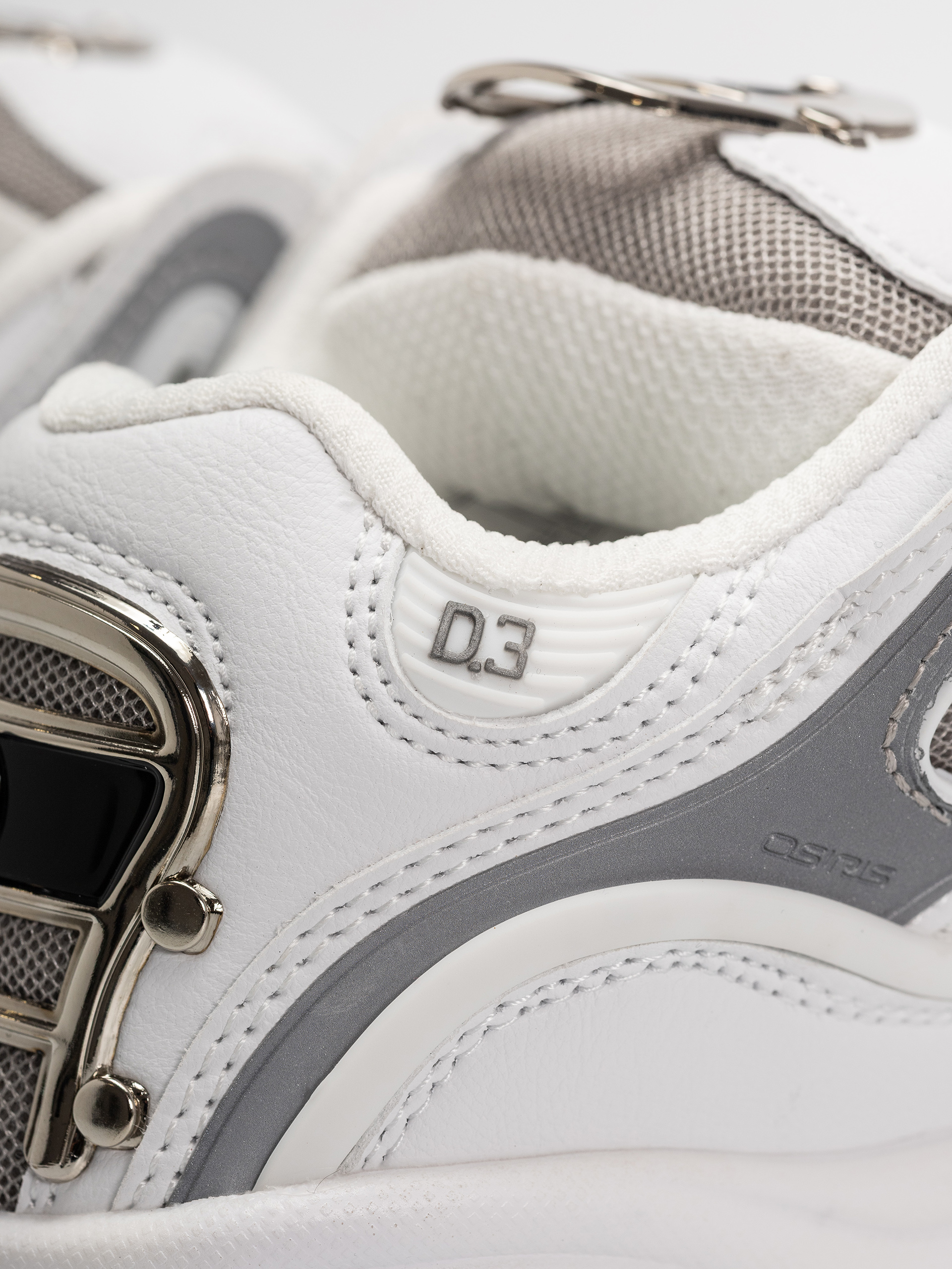 Buty Osiris D3 2001 (25 years/white/silver)