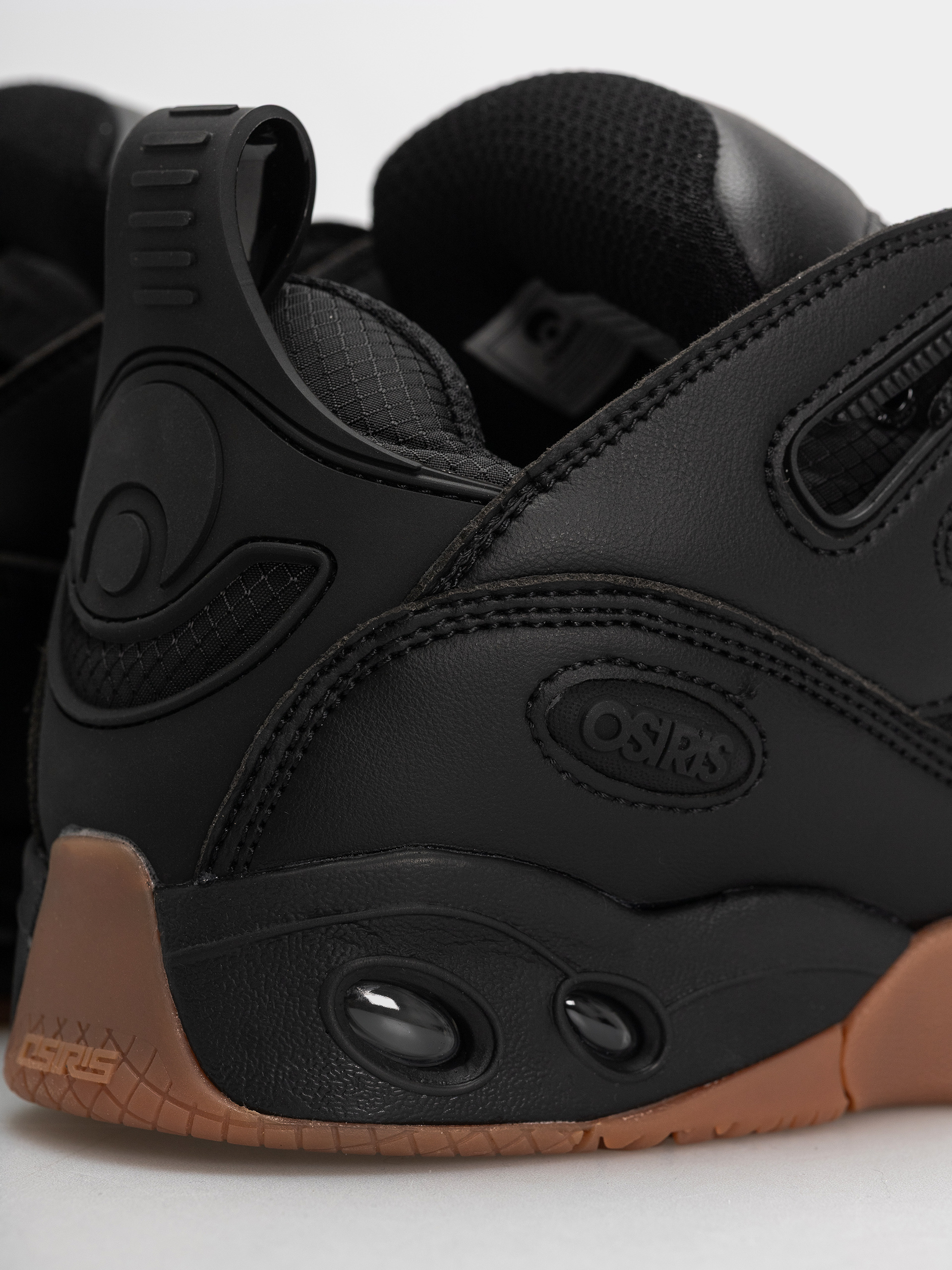 Buty Osiris D3 E (black/black/gum)