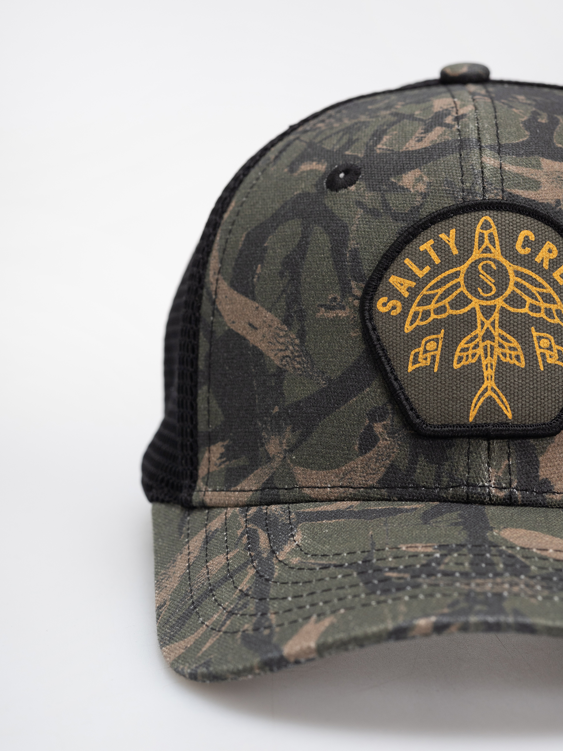 Czapka z daszkiem Salty Crew Flyer Ops Trucker (camo)