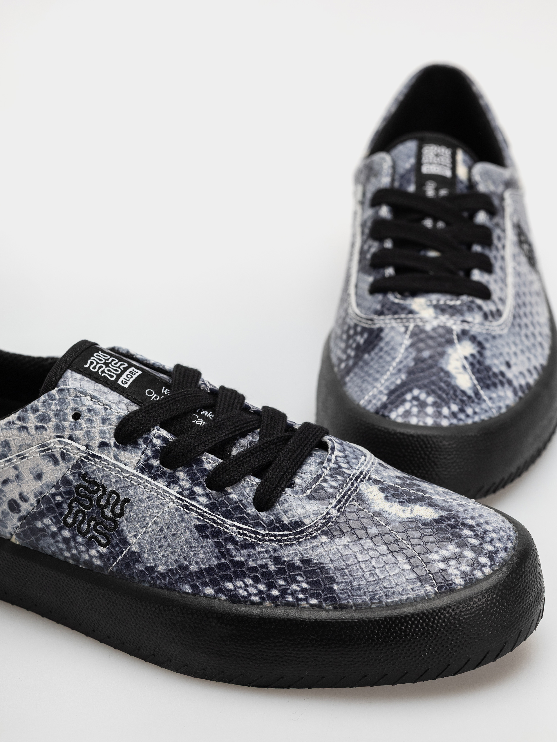 Buty Globe Melbek (wasted talent black/snake)
