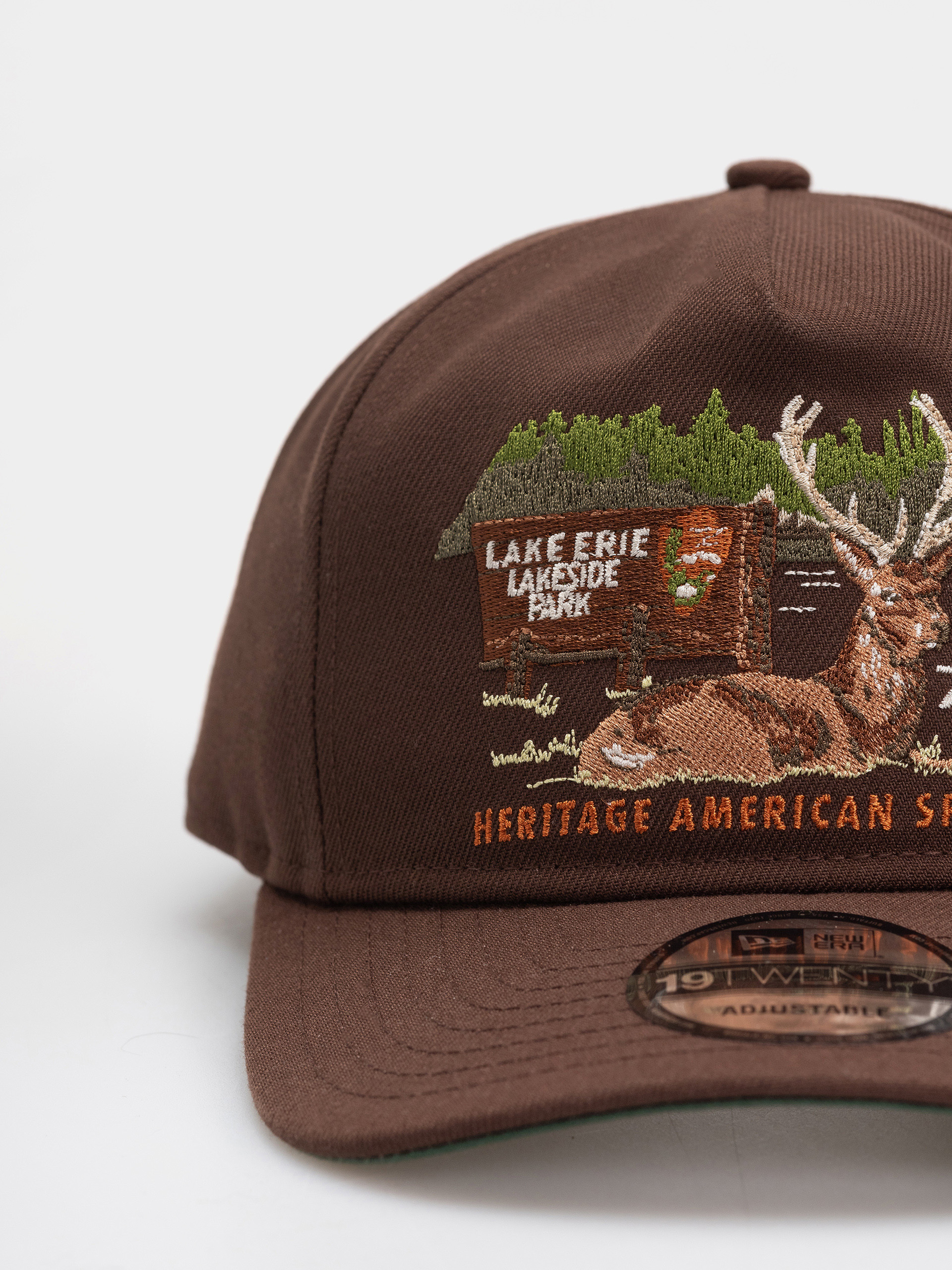 Czapka z daszkiem New Era Outdoor Graphic 19Twenty (chestnut)