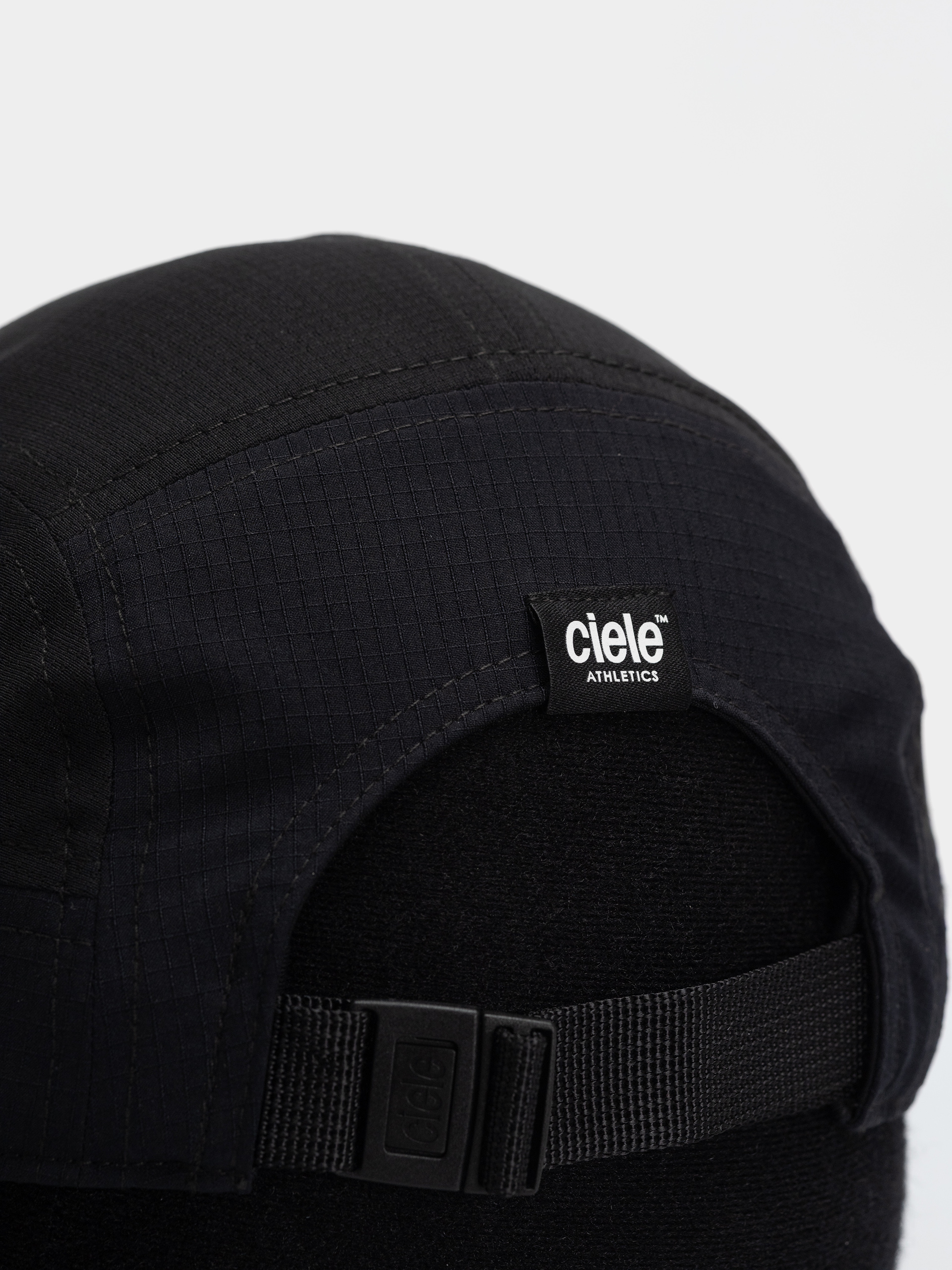 Czapka z daszkiem Ciele Athletics GOCapSC Field CapitalRC (whitaker)