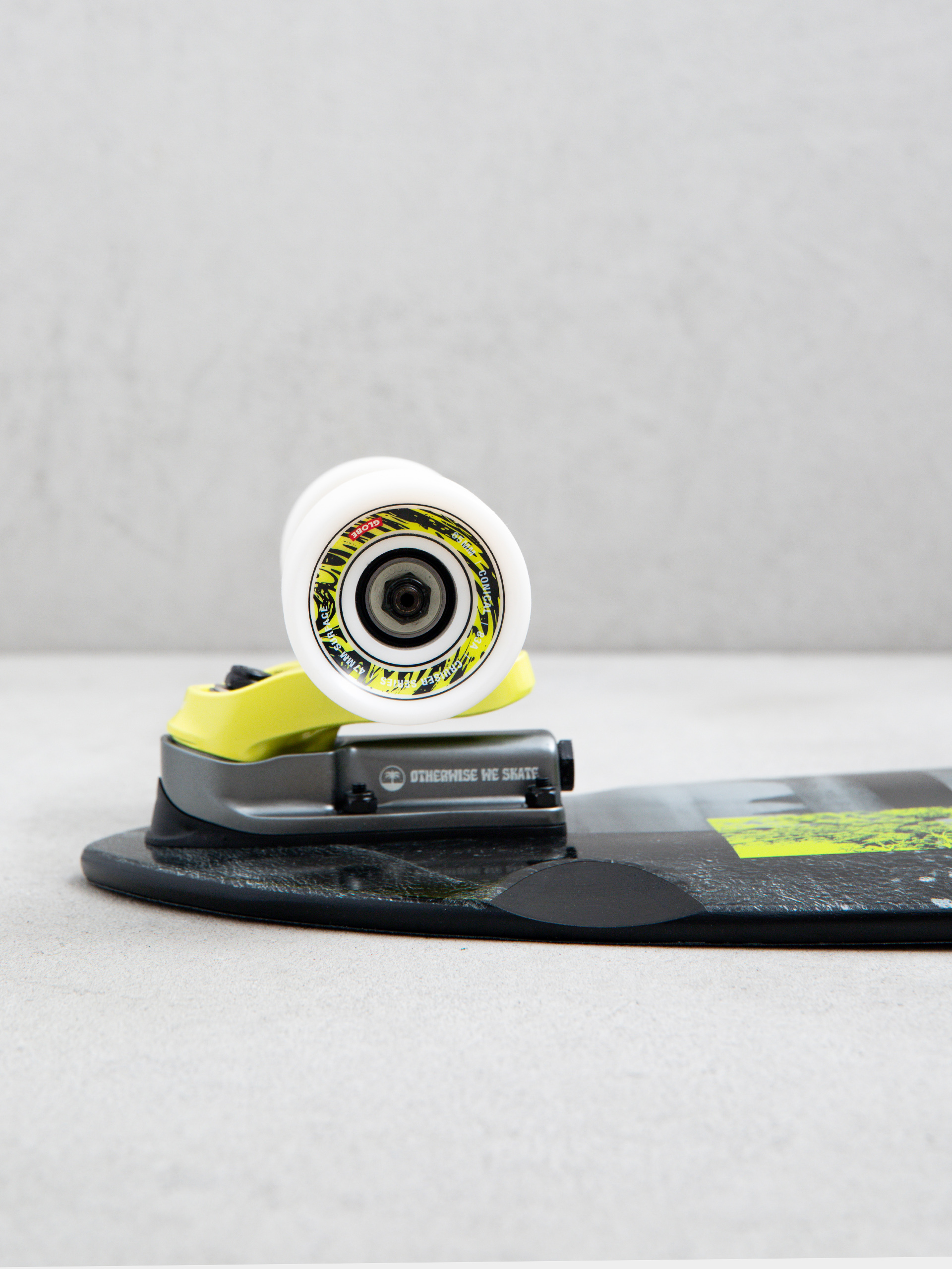 Deskorolka cruiser Globe Frothy (mission)