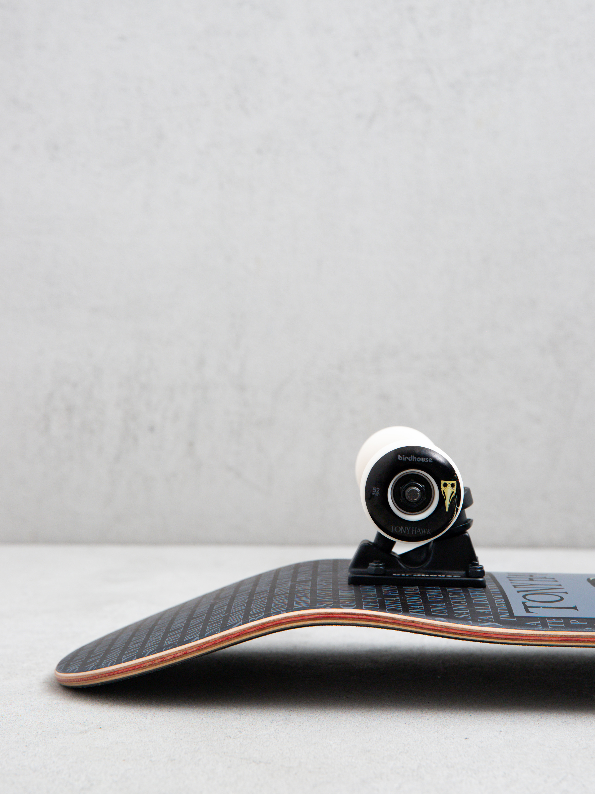 Deskorolka Birdhouse Hawk Plague Doctor (black)