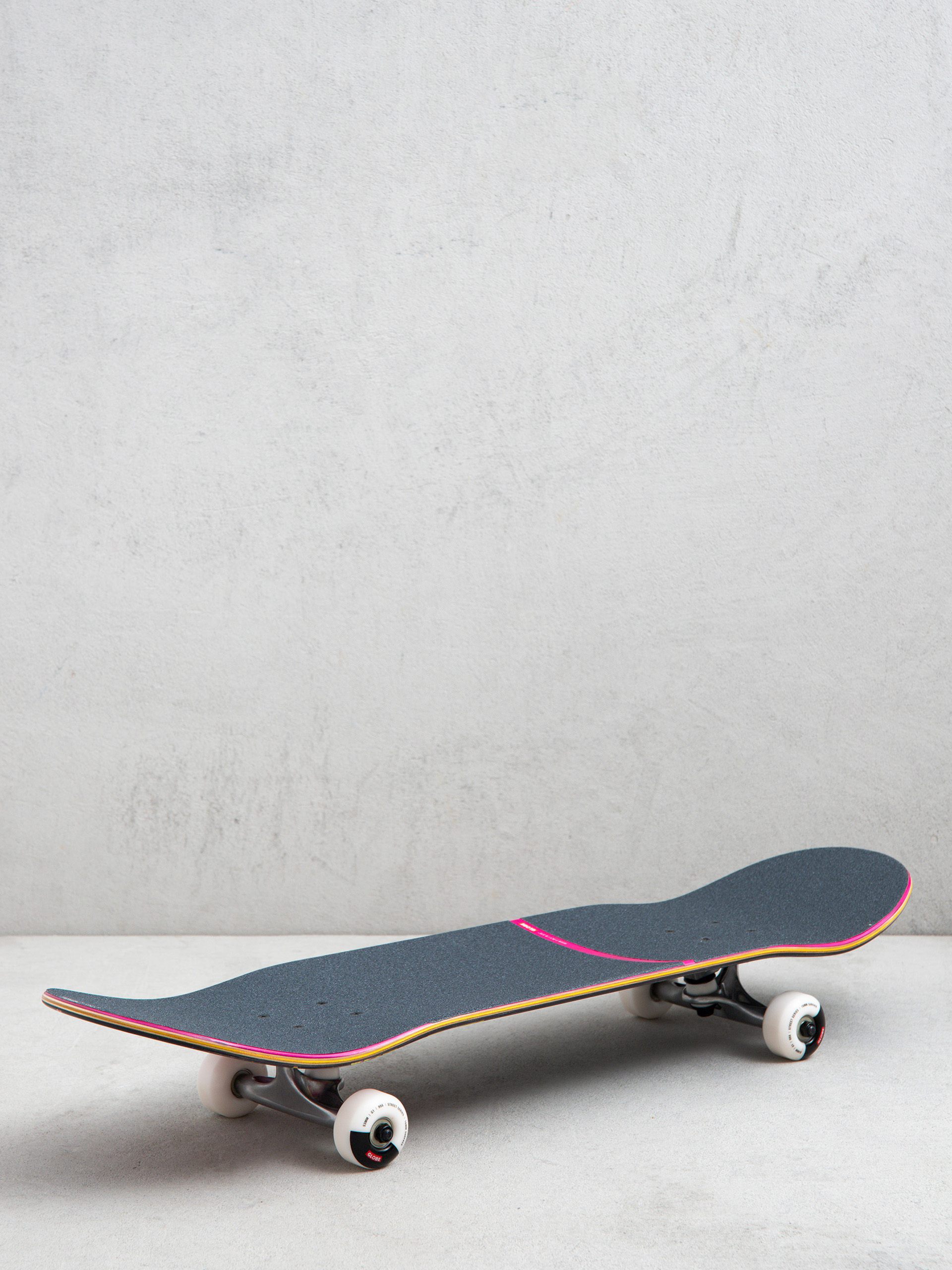 Deskorolka Globe G1 Where To Next (black maple/recon)