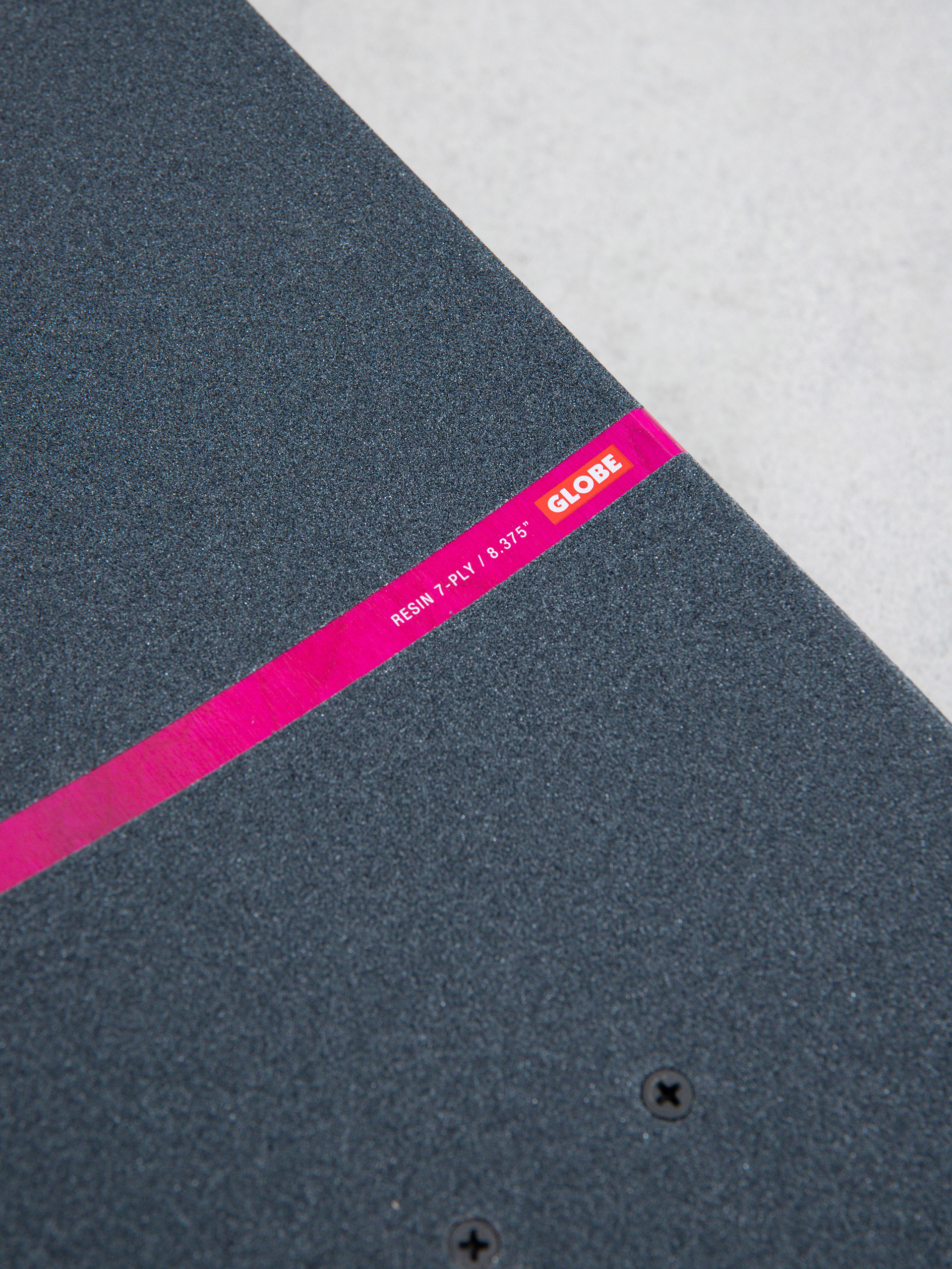 Deskorolka Globe G1 Where To Next (black maple/recon)