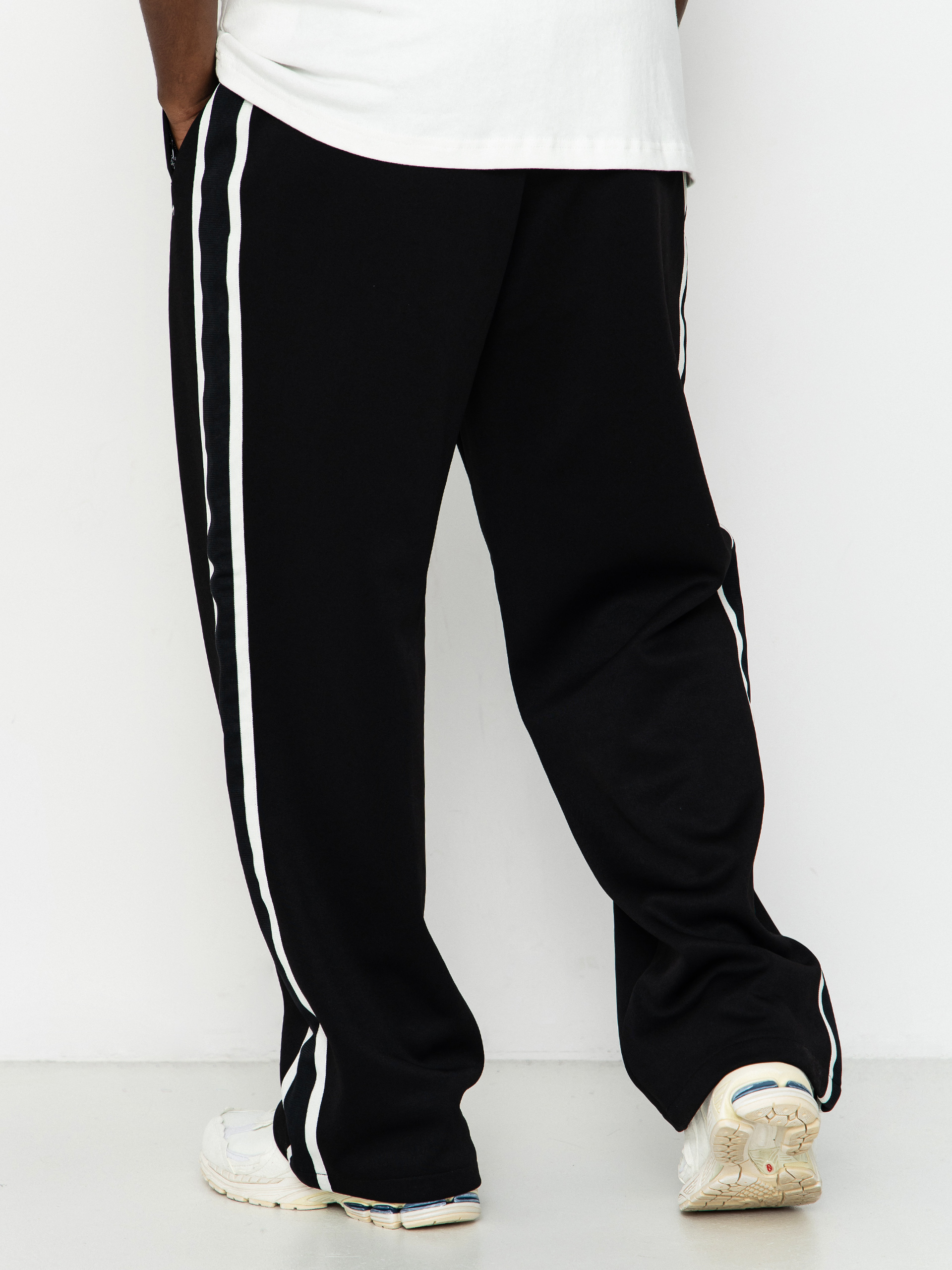 Spodnie Carhartt WIP Bolar (black/wax)