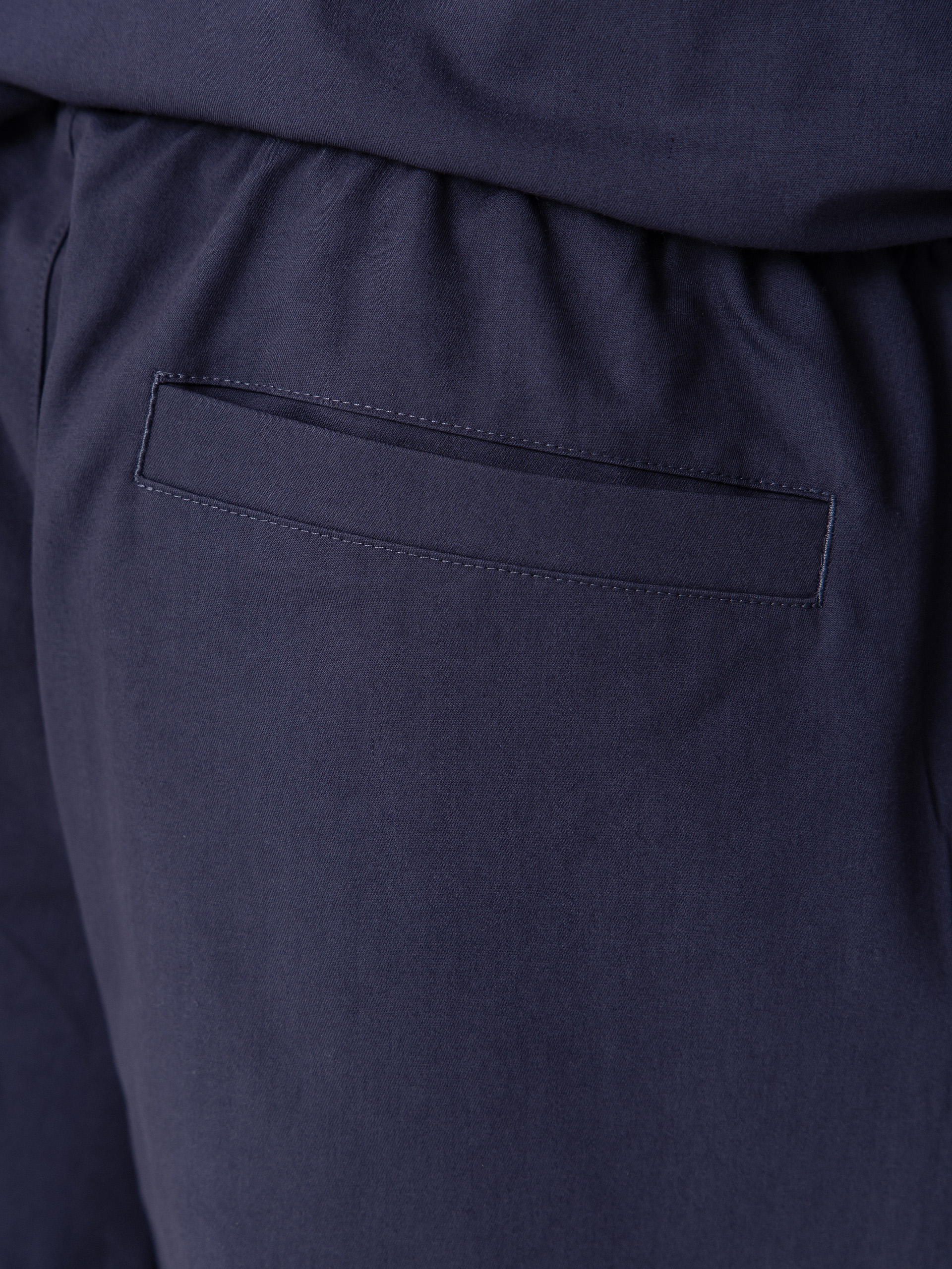 Spodnie adidas Superfire Tk (shanav/white)