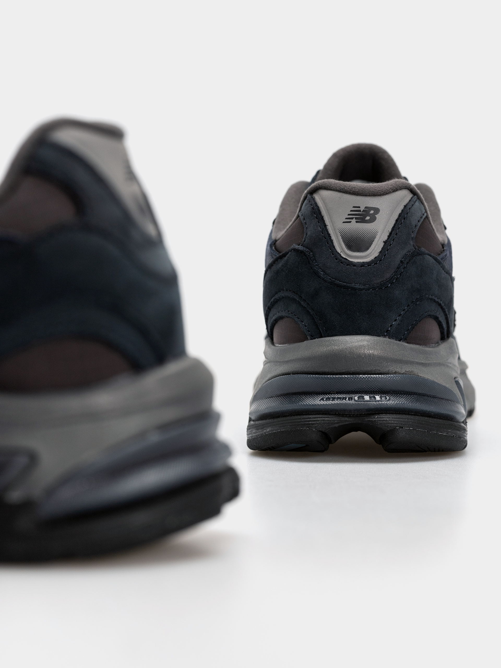 Buty New Balance 2010 (outerspace/faded black/eclipse)