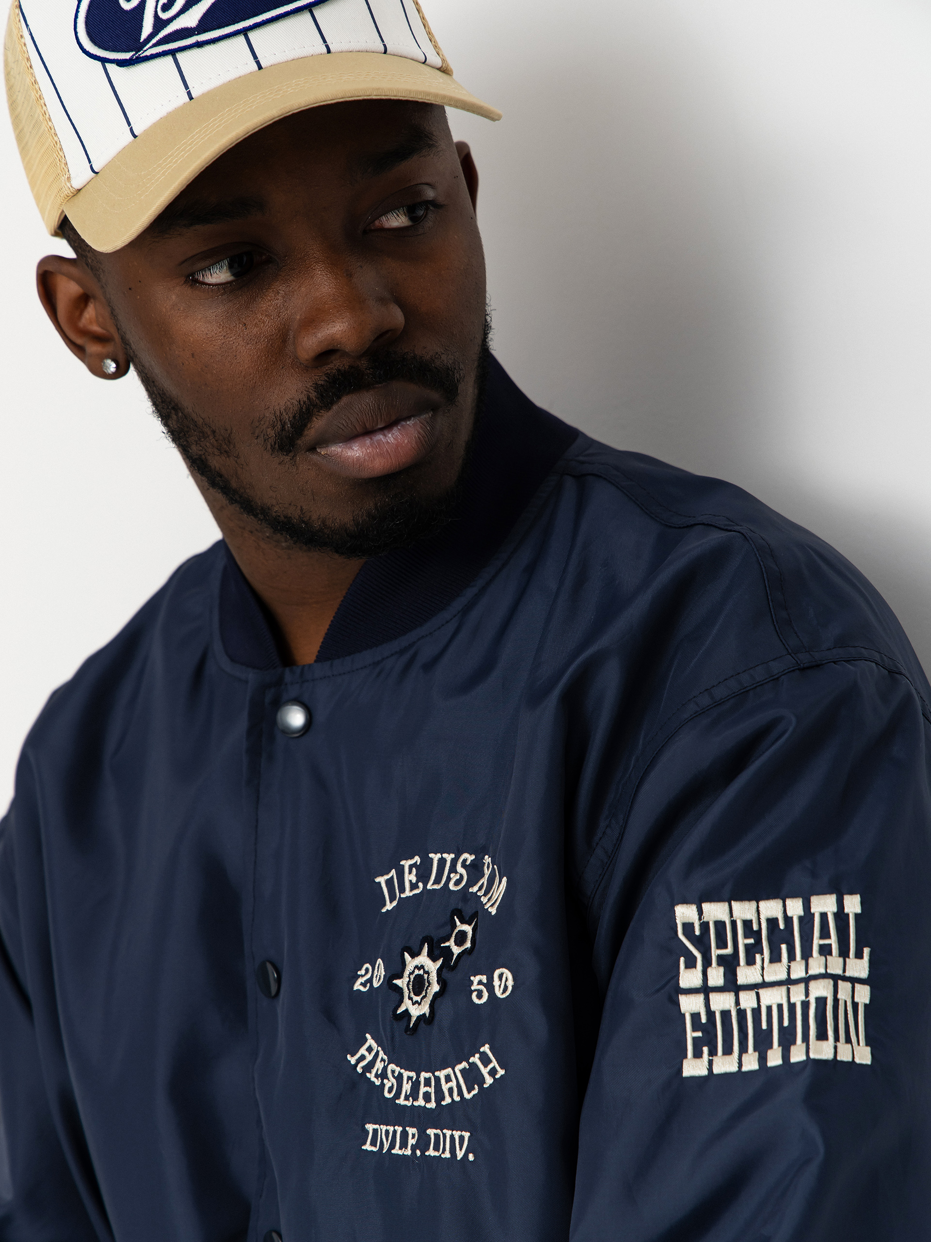 Kurtka Deus Ex Machina Horsepower (black iris)