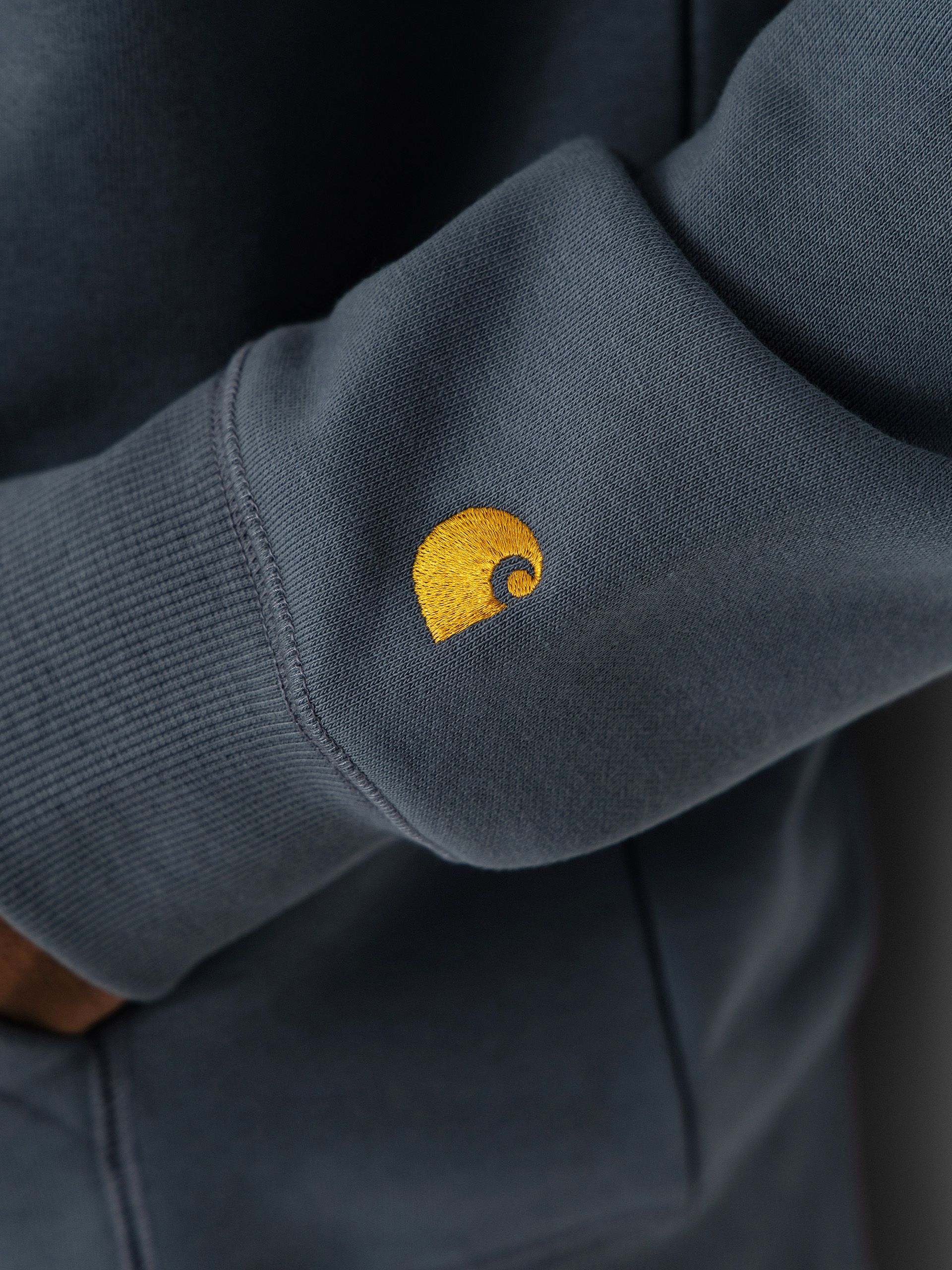 Bluza z kapturem Carhartt WIP Chase ZHD (cozy blue/gold)