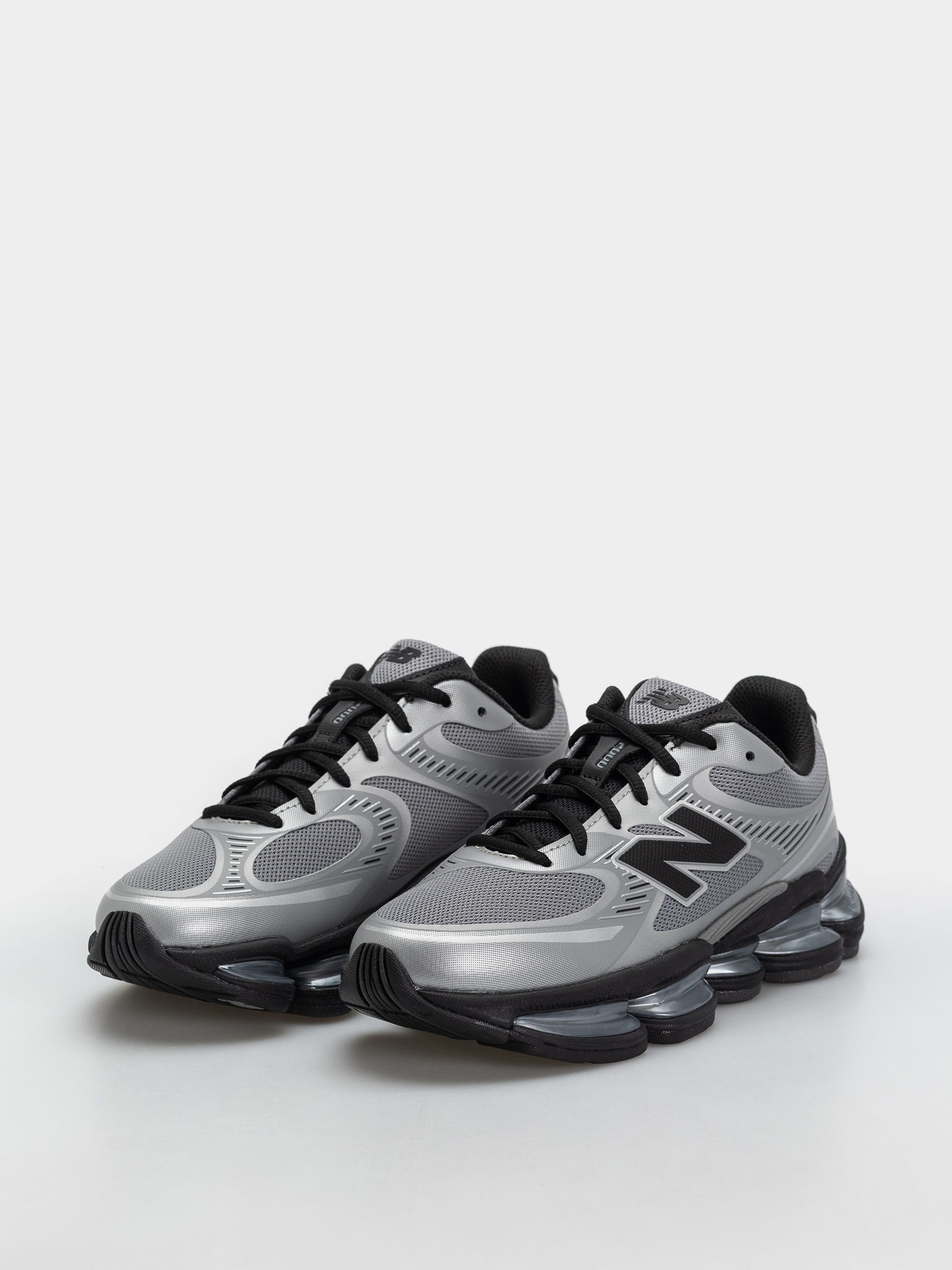 Buty New Balance 2000 (slate grey/silver metallic)