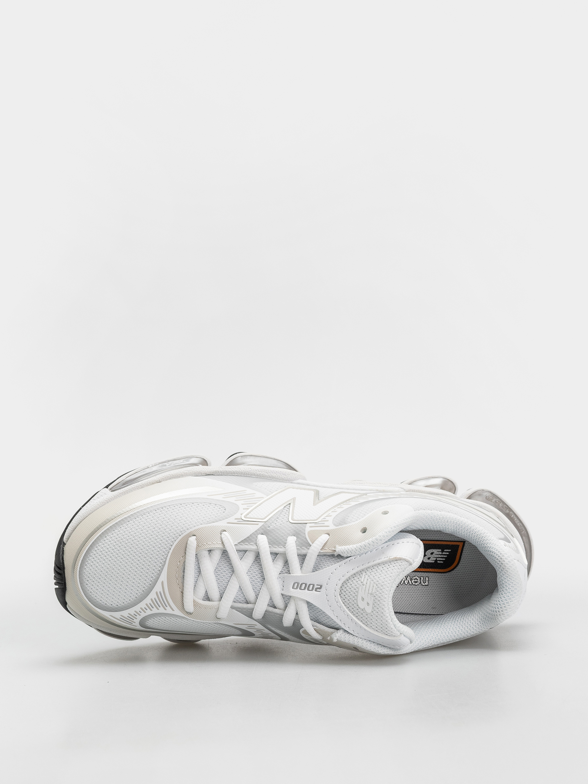 Buty New Balance 2000 (103 white/silver metallic)