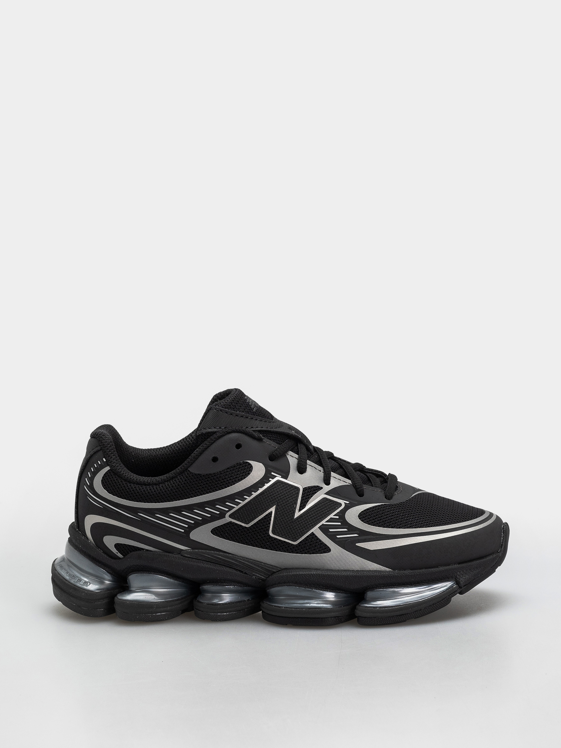 Buty New Balance 2000 (black/silver metallic)