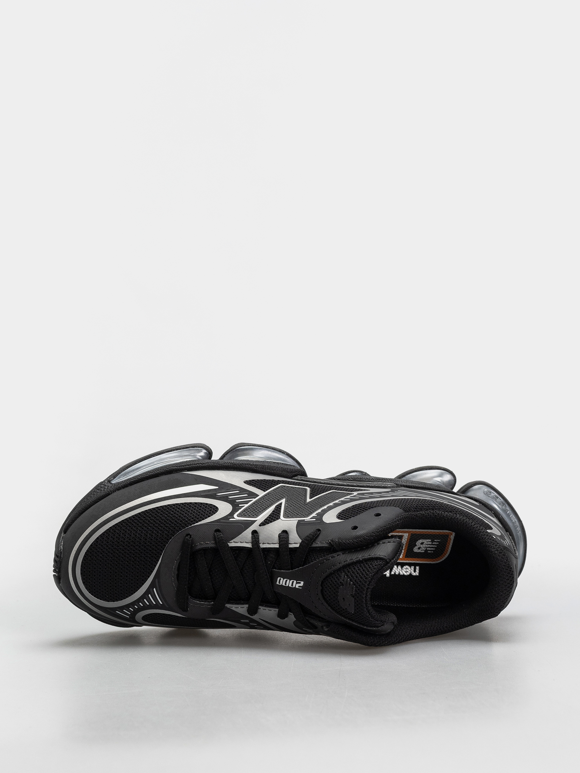 Buty New Balance 2000 (black/silver metallic)