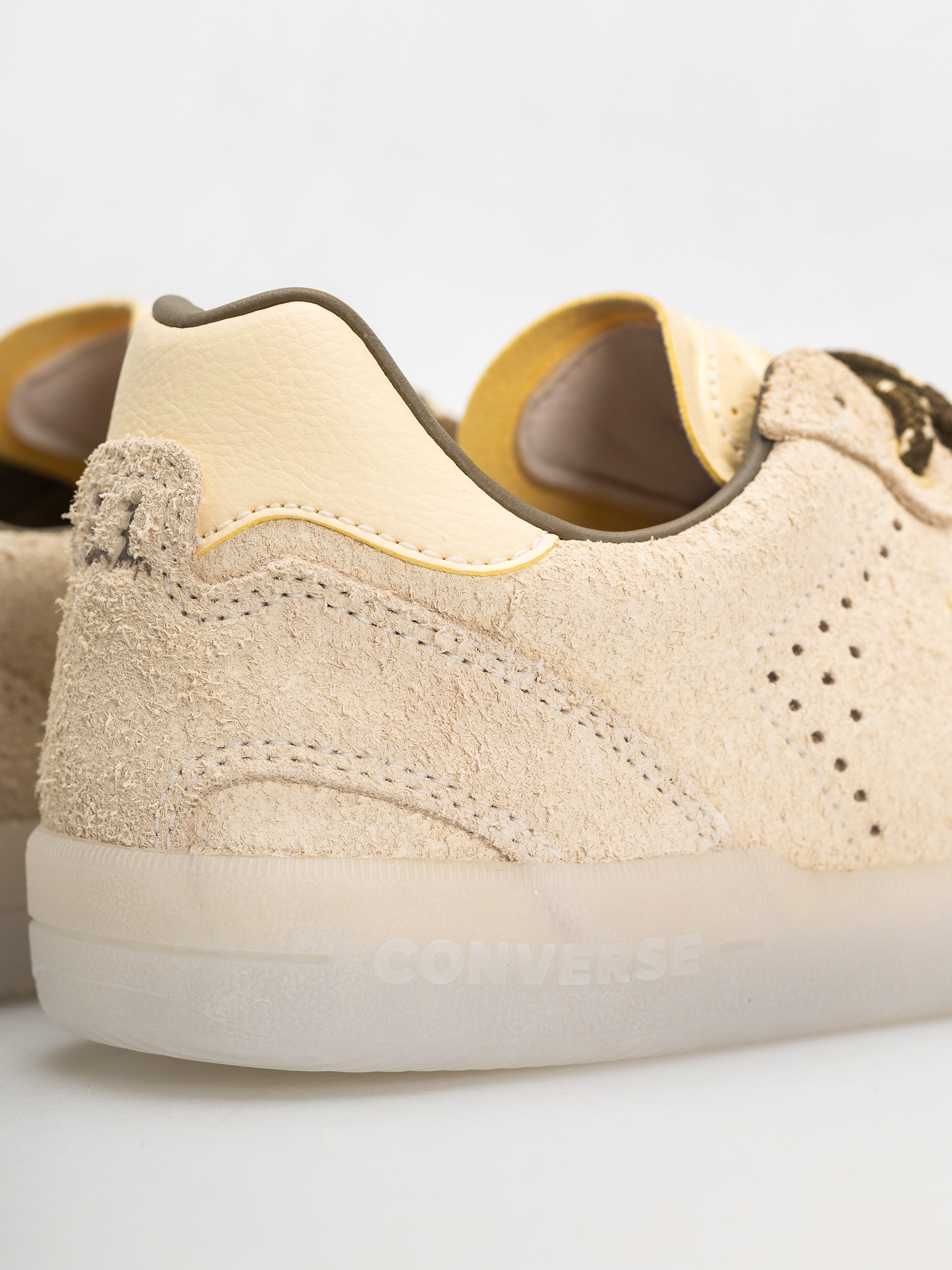 Buty Converse Louie Lopez Pro 2  Ox (golden view)