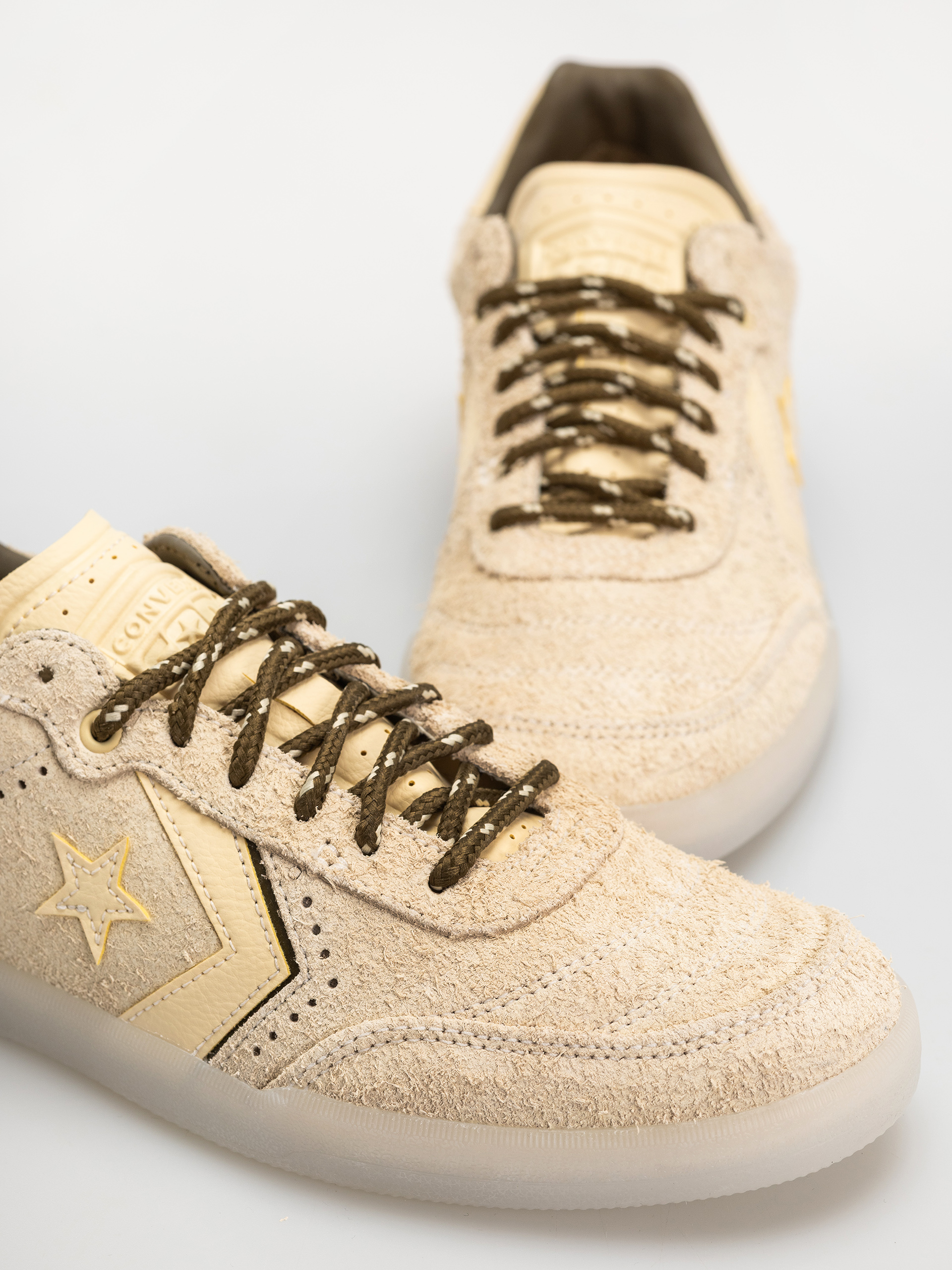 Buty Converse Louie Lopez Pro 2  Ox (golden view)