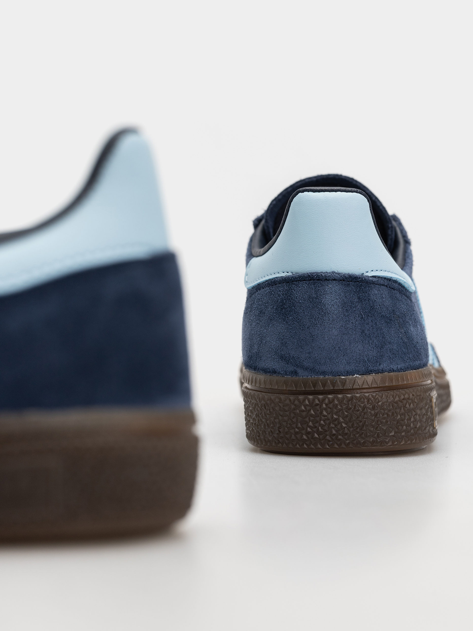 Buty adidas Handball Spezial (collegiate navy/clear sky/gum5)