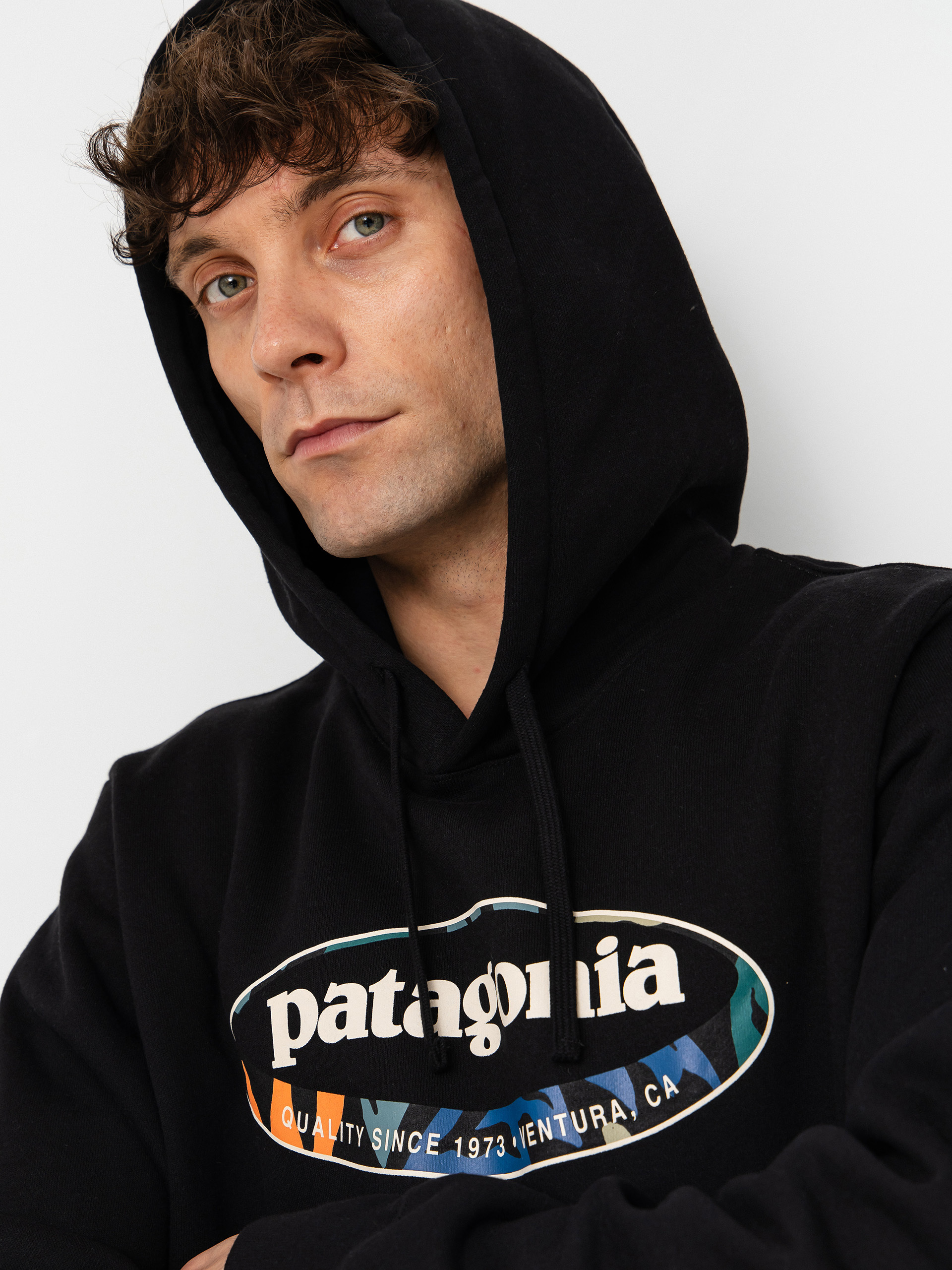 Bluza z kapturem Patagonia 95 Oval Logo Uprisal HD (black/kaleido)