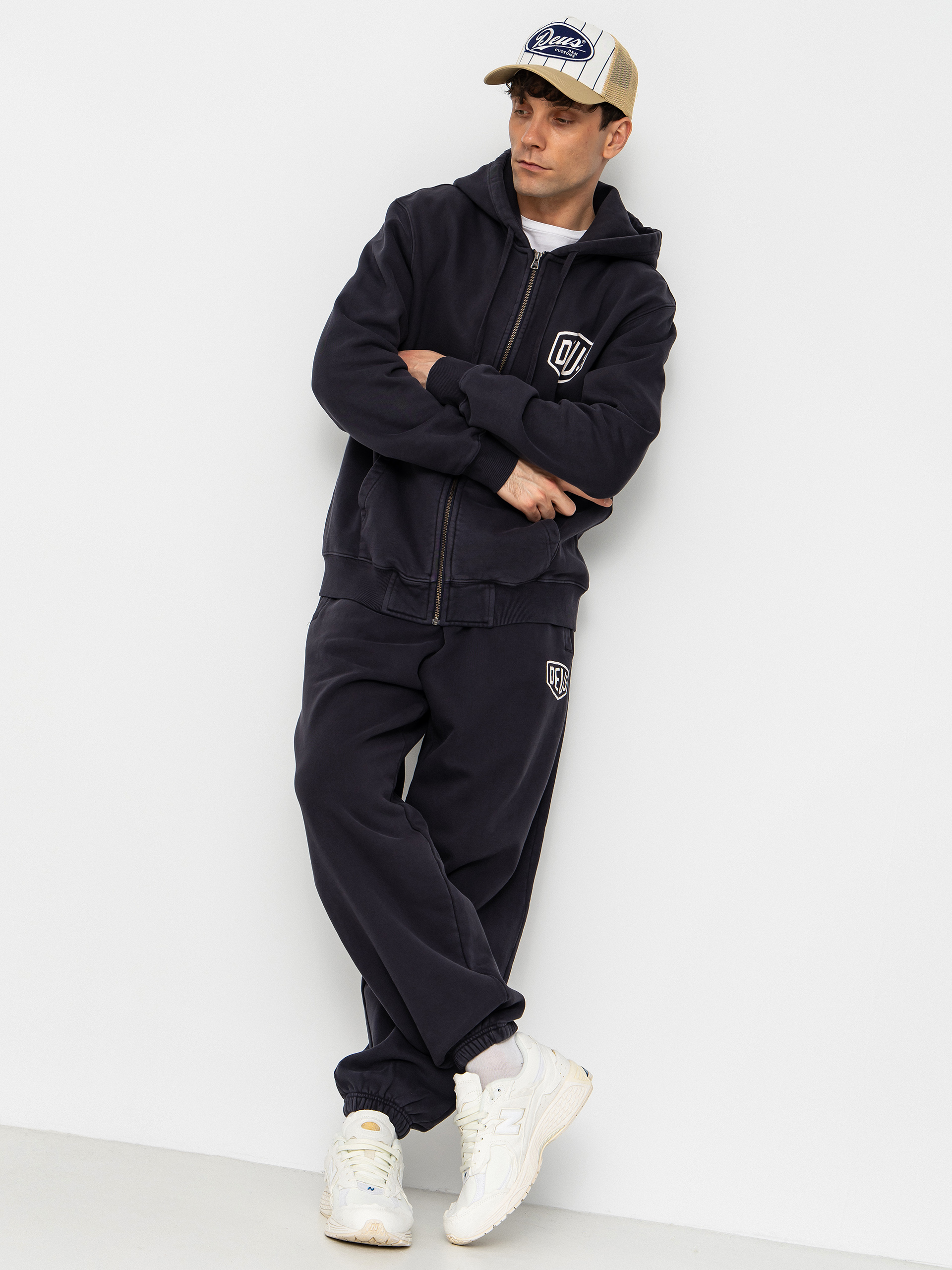 Bluza z kapturem Deus Ex Machina Shield Garment Dyed ZHD (black)