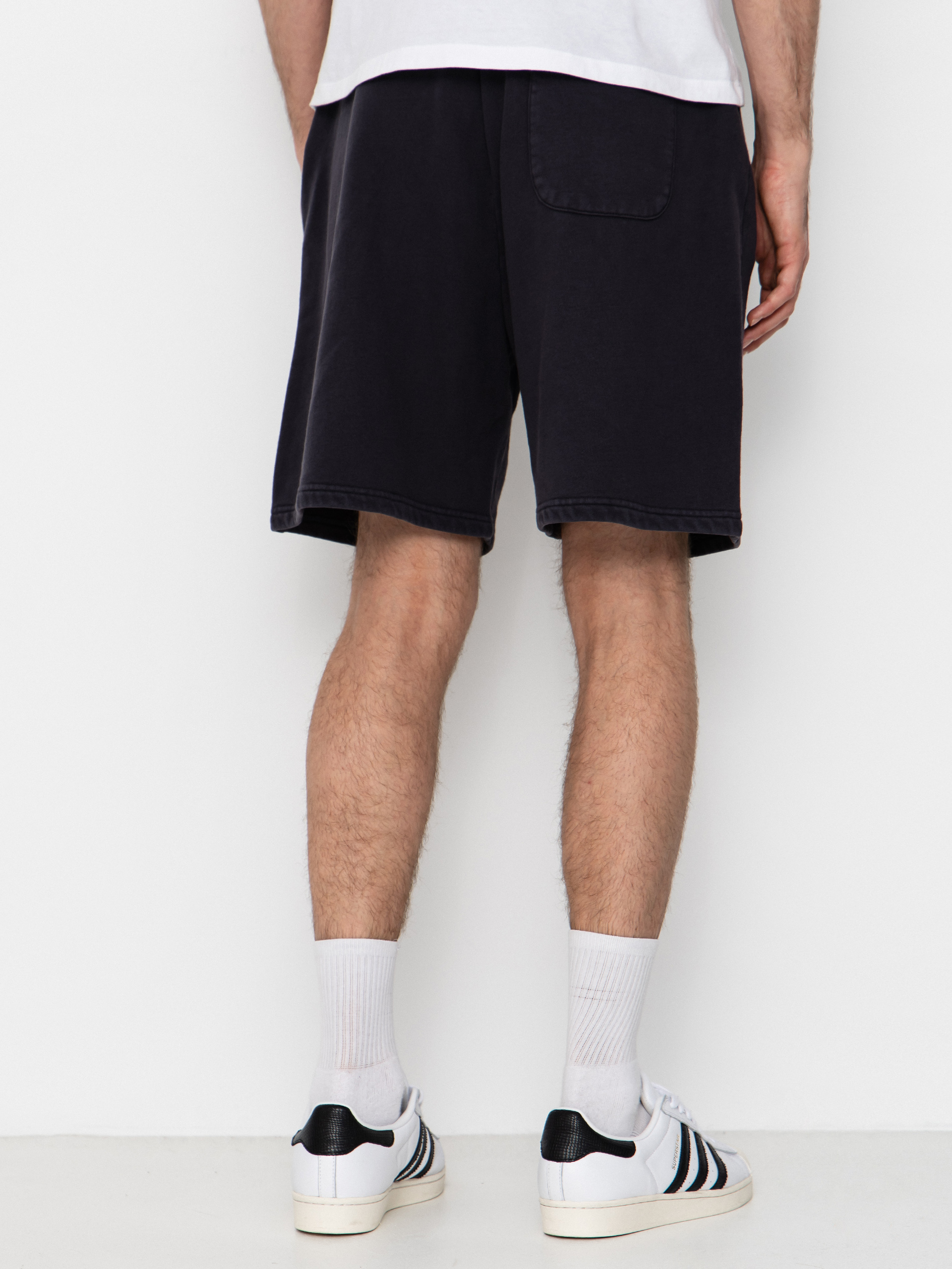 Szorty Deus Ex Machina Shield Garment Dyed Track (black)