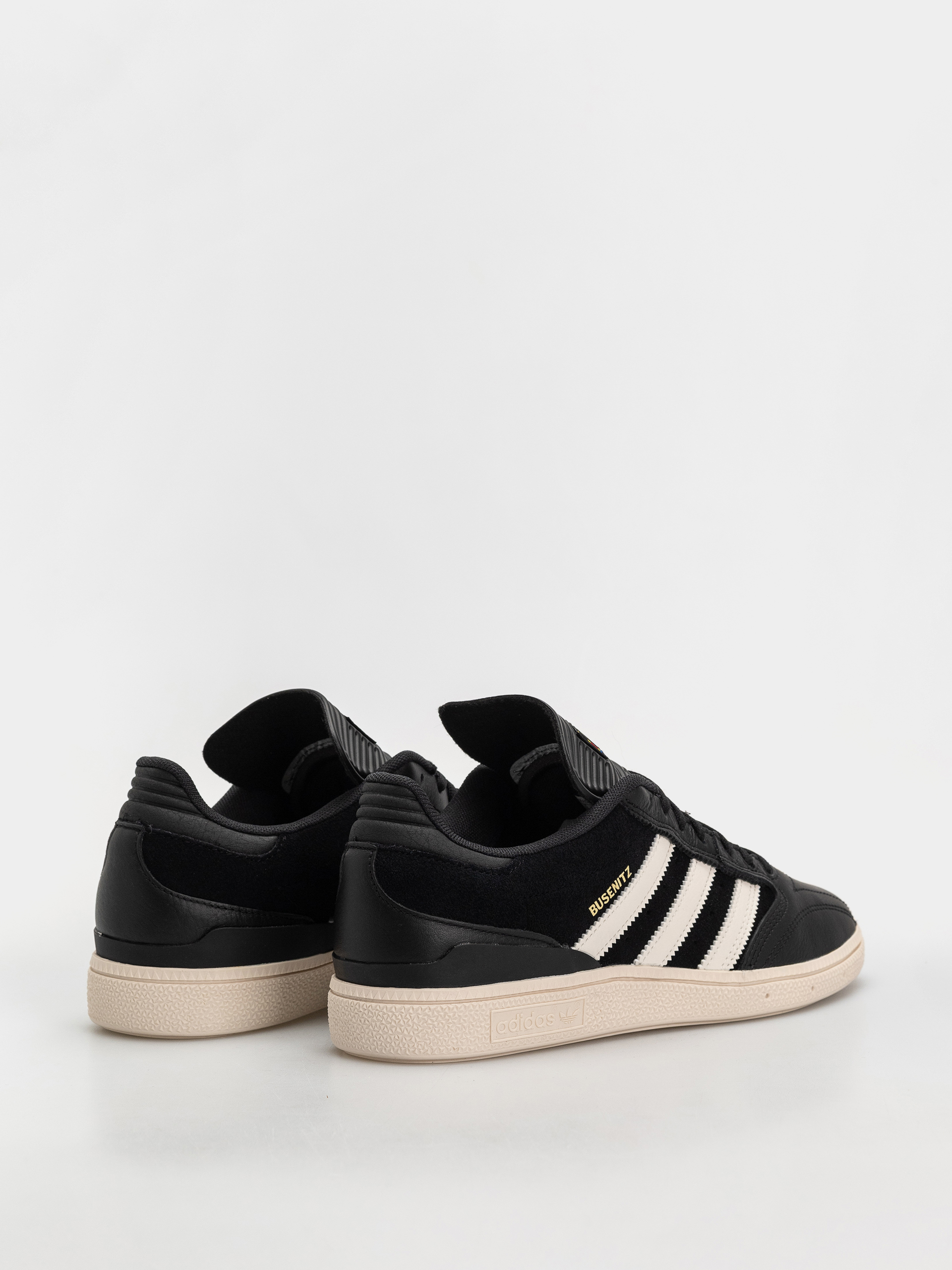 Buty adidas Busenitz (cblack/cwhite/goldmt)