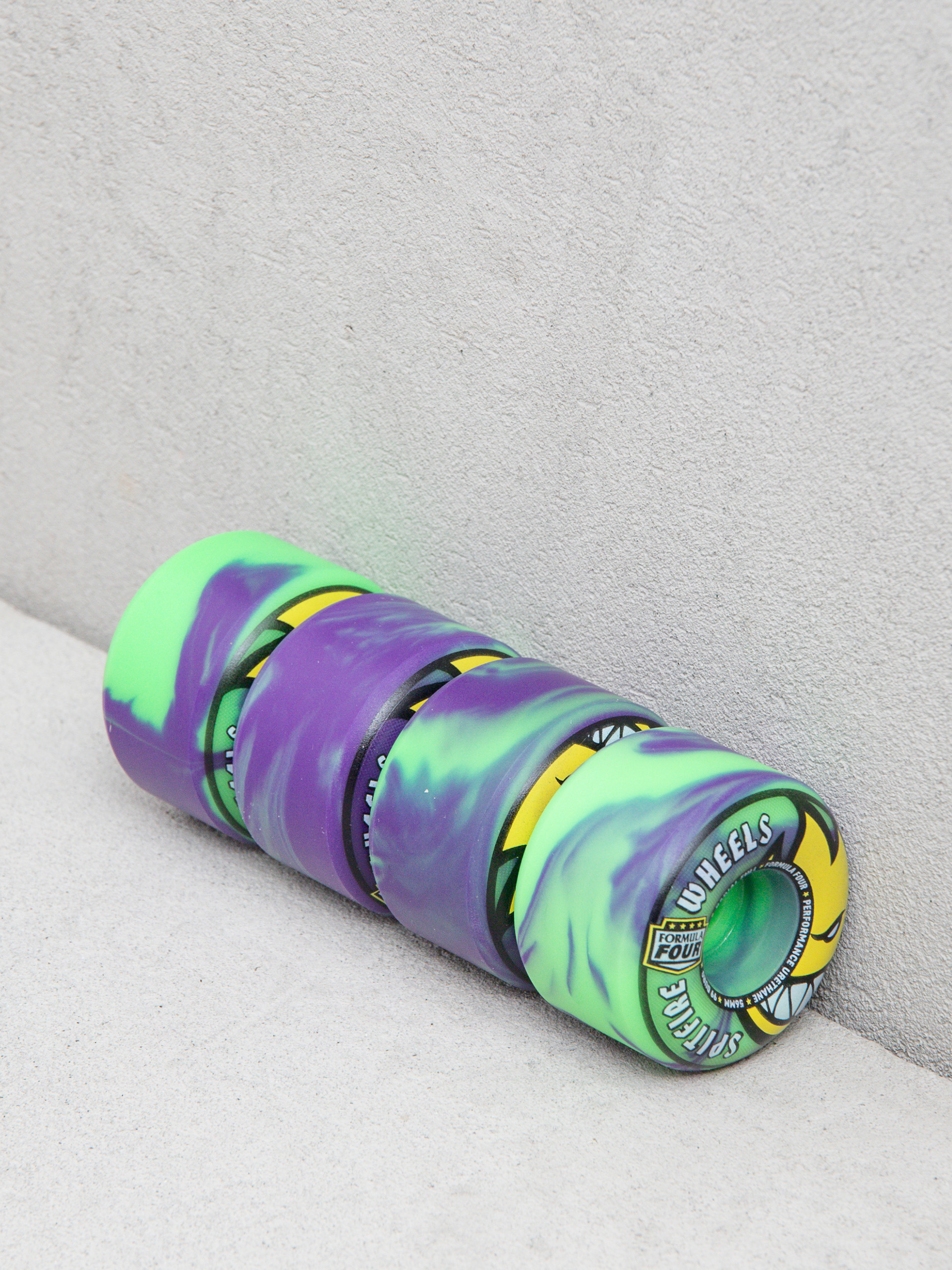 Kółka Spitfire F4 99D Team Colors Radial Full (neon green/purple)