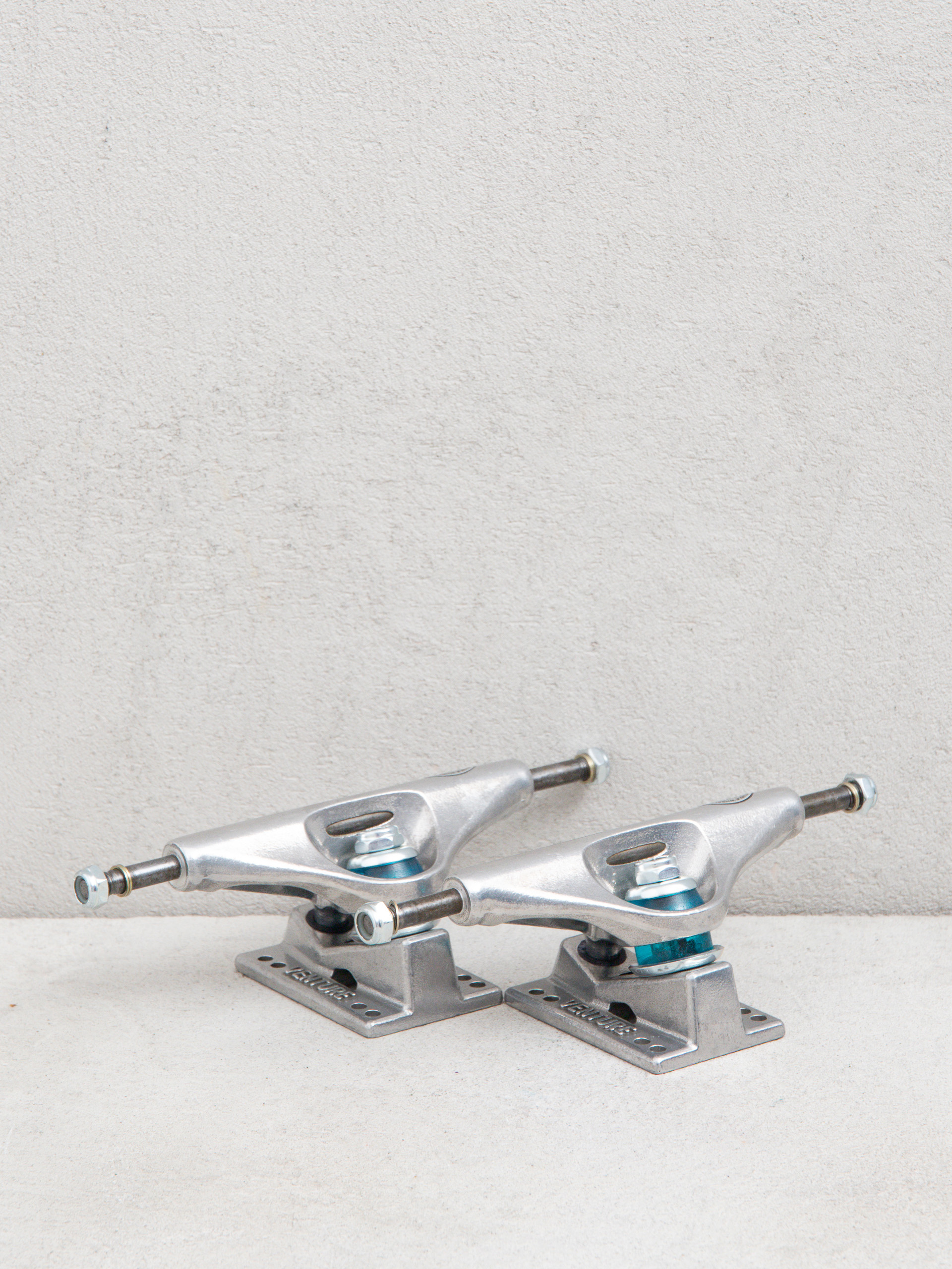 Traki Venture Team V8 Polished (silver)