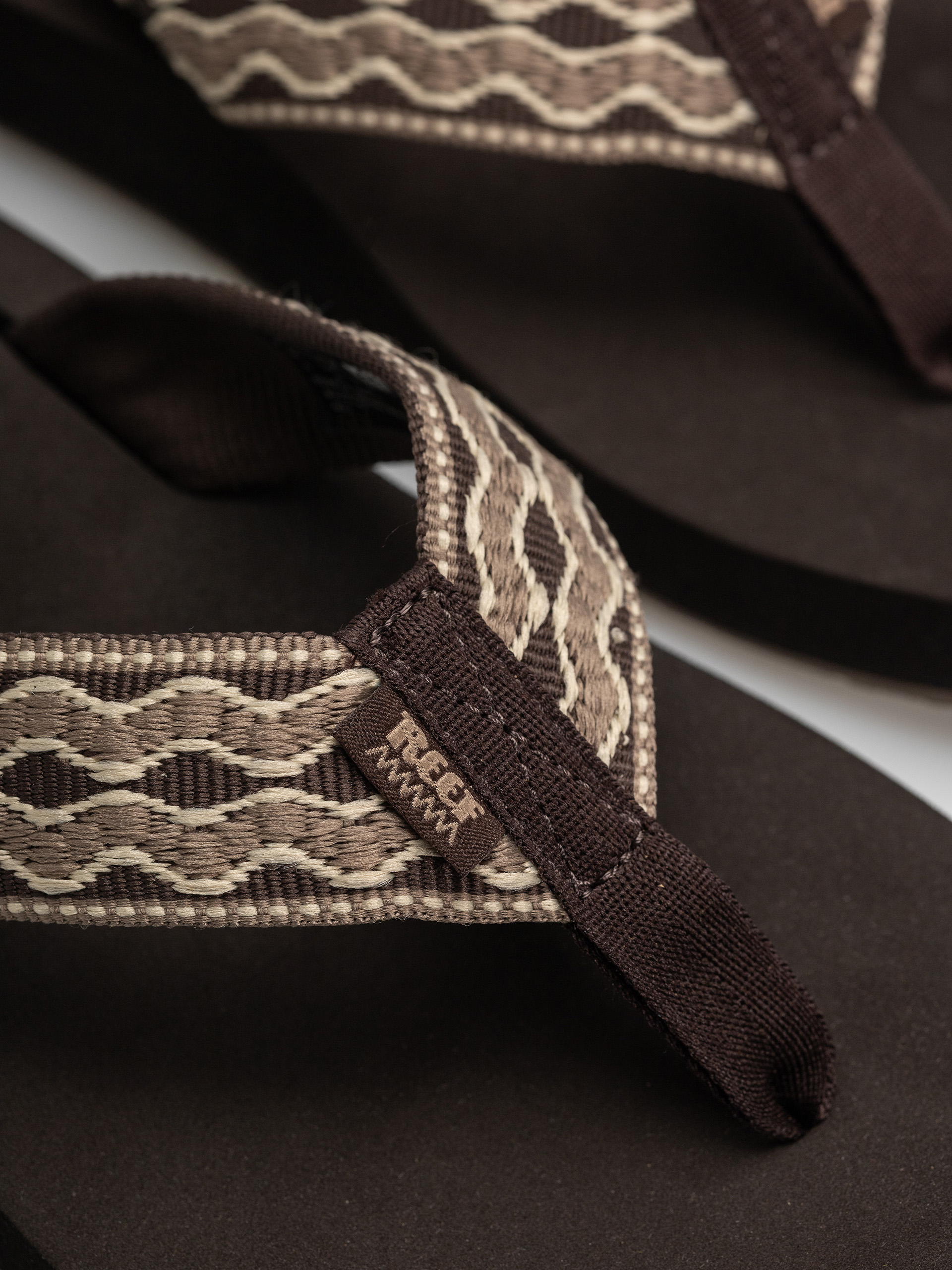 Japonki Reef Smoothy (brown/brown)