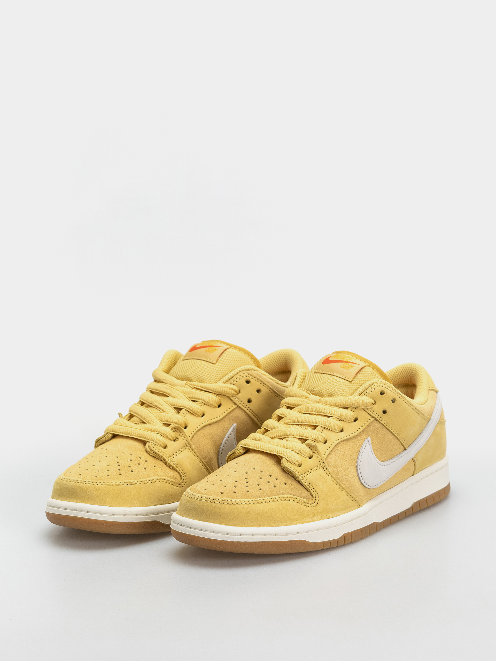 Buty Nike SB Dunk Low Pro (saturn gold/sail saturn gold solar flare)