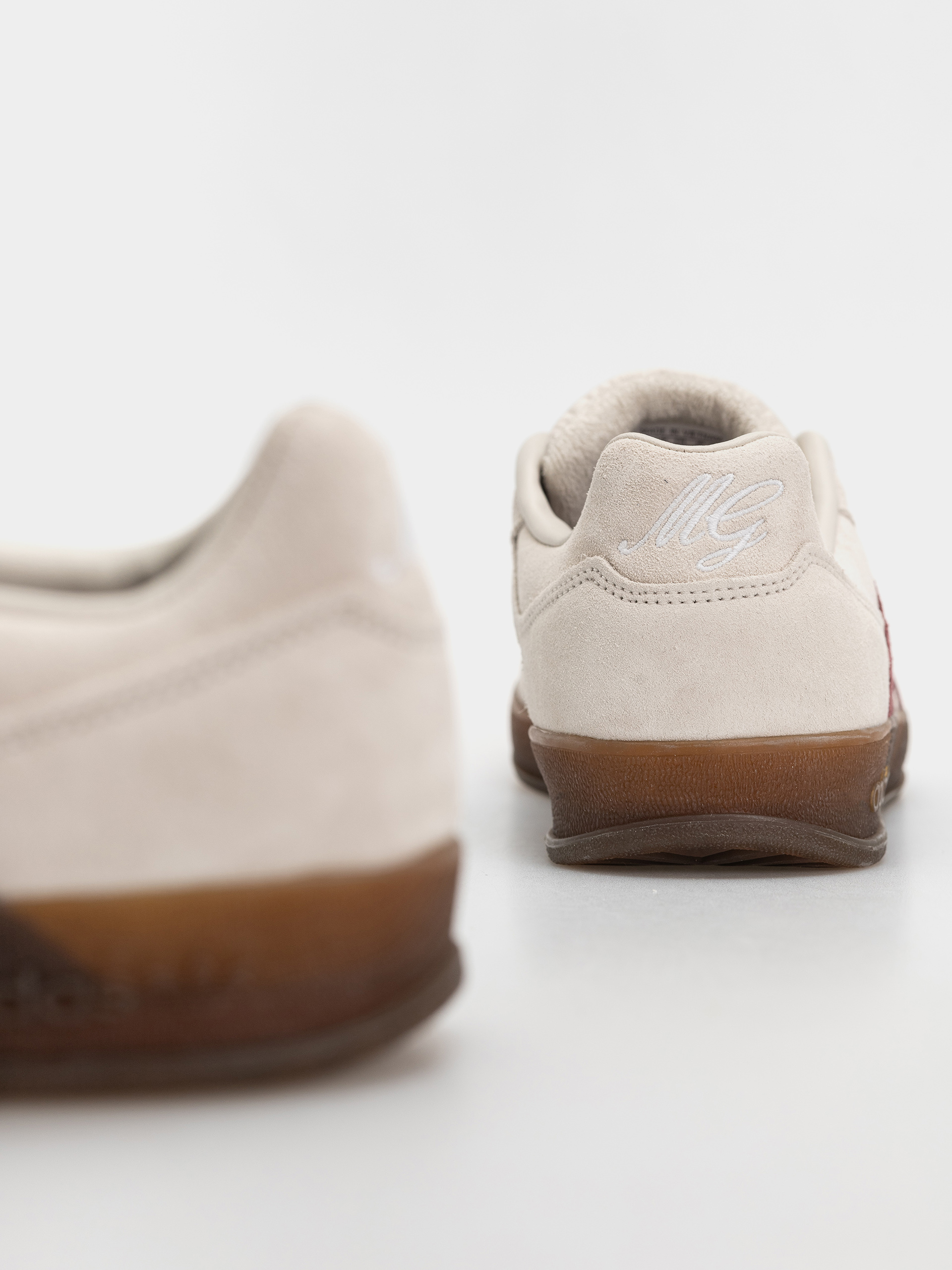 Buty adidas Aloha Super (alumin/shared/gum5)