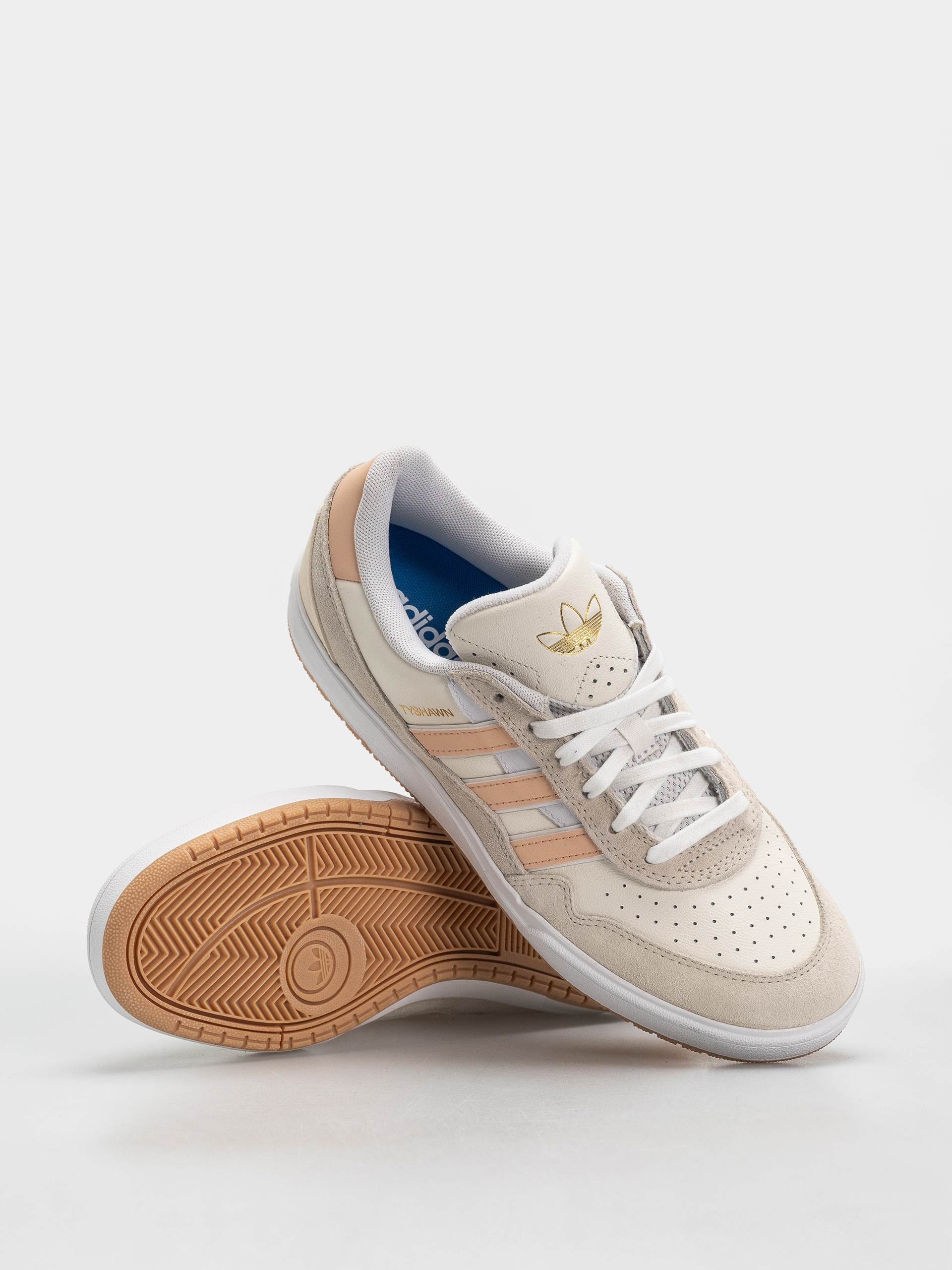 Buty adidas Tyshawn II (wonwhi/powcor/owhite)