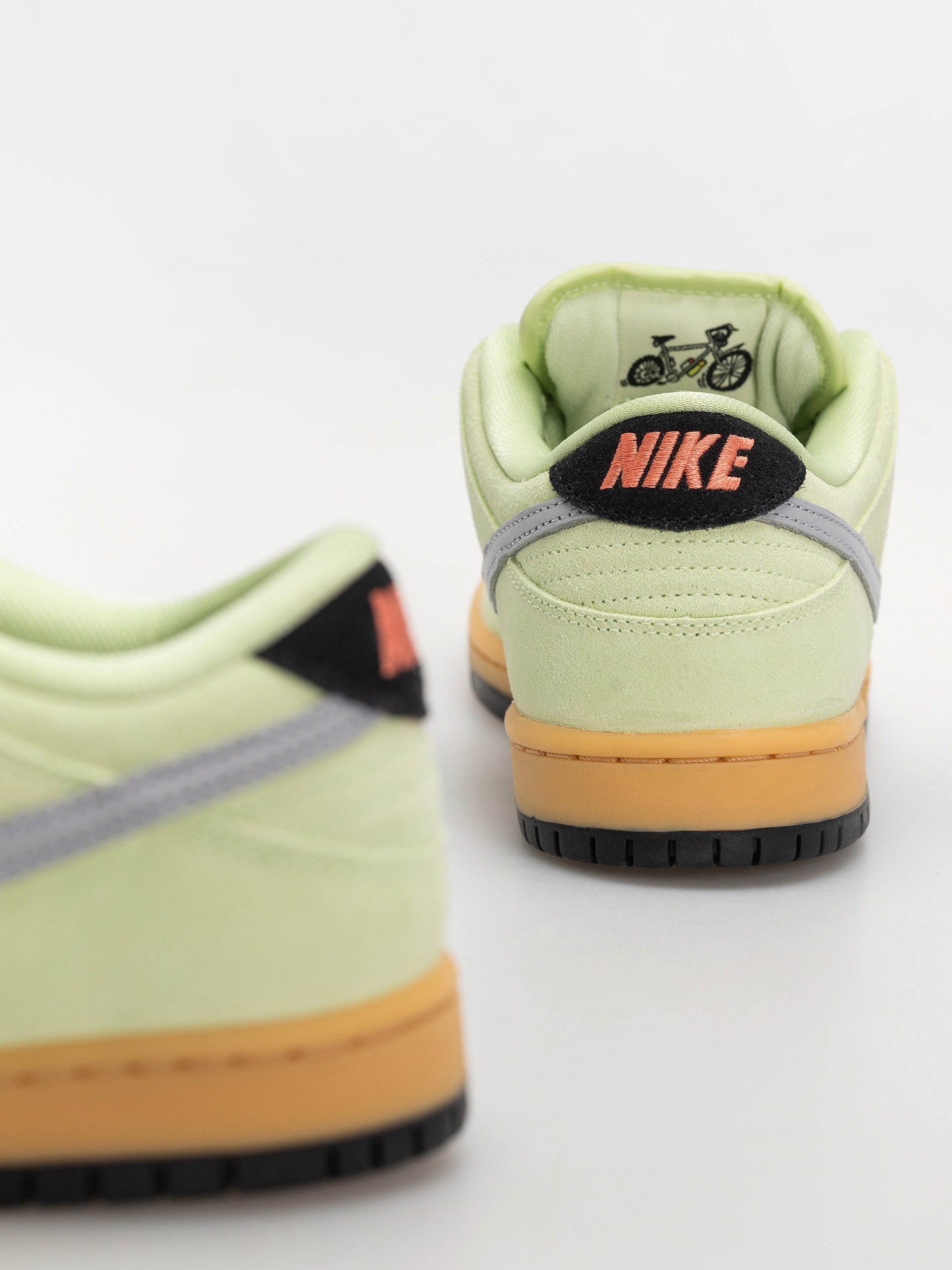 Buty Nike SB Dunk Low Pro Prm (lt liquid lime/wolf grey black)