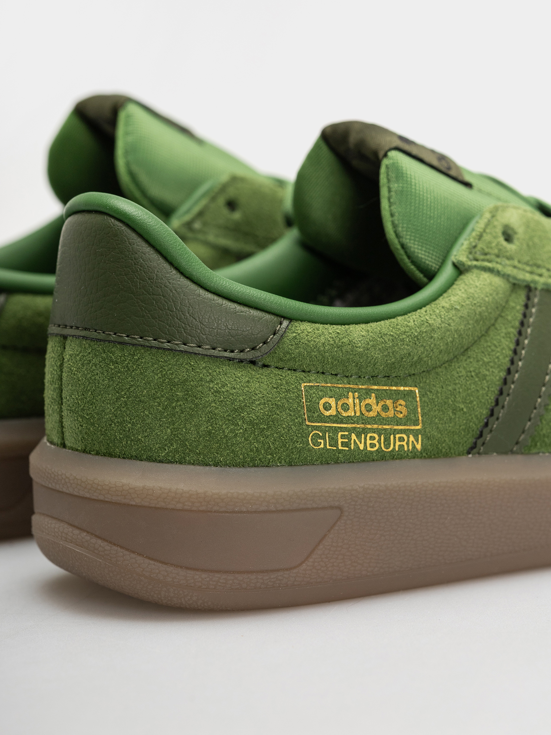 Buty adidas Glenburn (cregrn/wilpin/gum5)