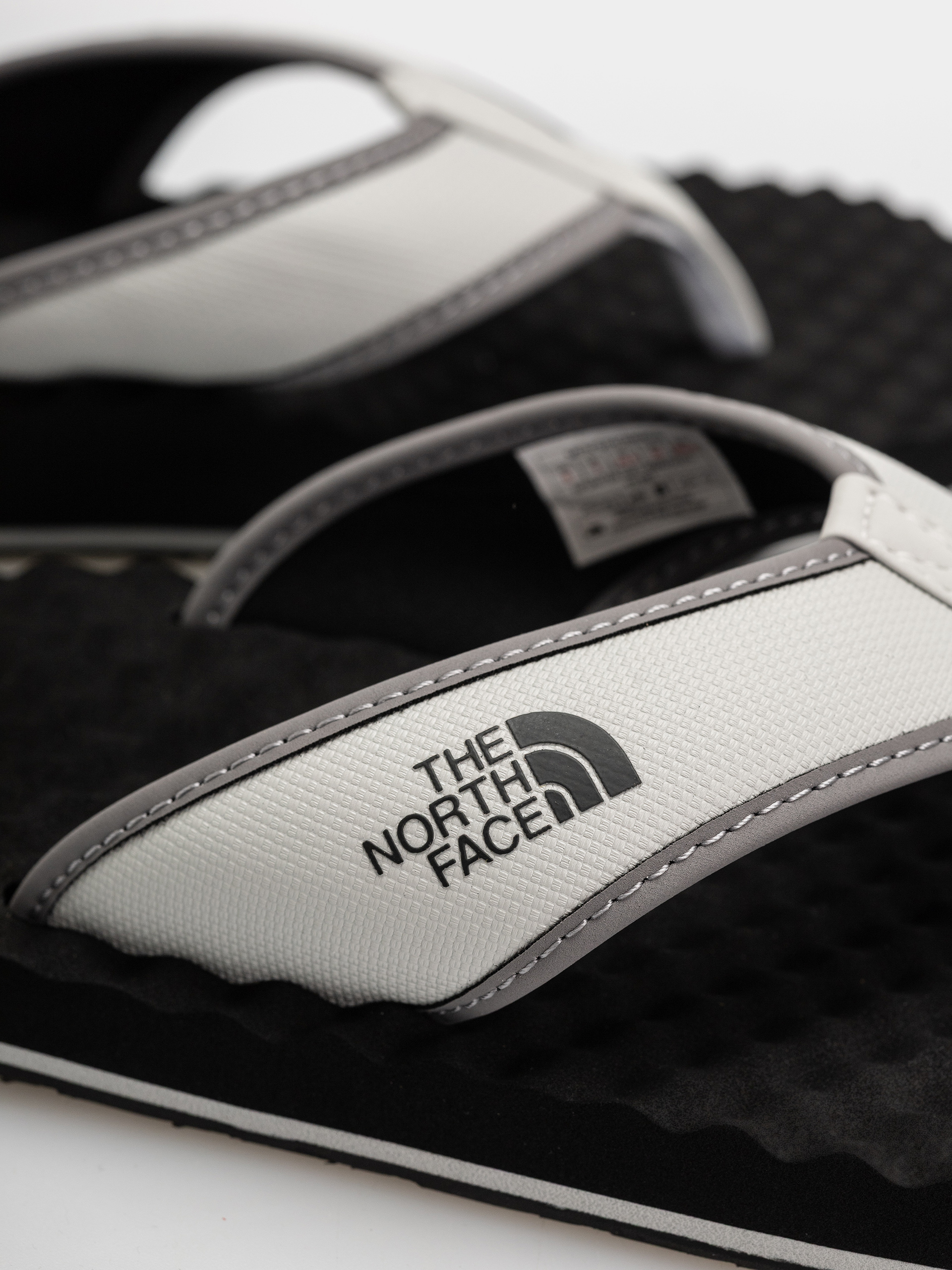 Klapki The North Face Base Camp Flip Flop II (highrsgr/tnfblk)