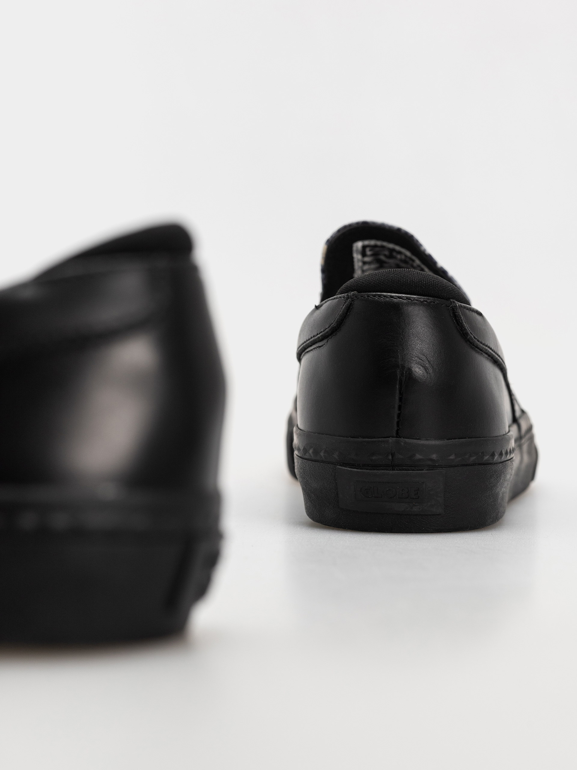 Buty Globe Liaizon (wasted talent black/snake)