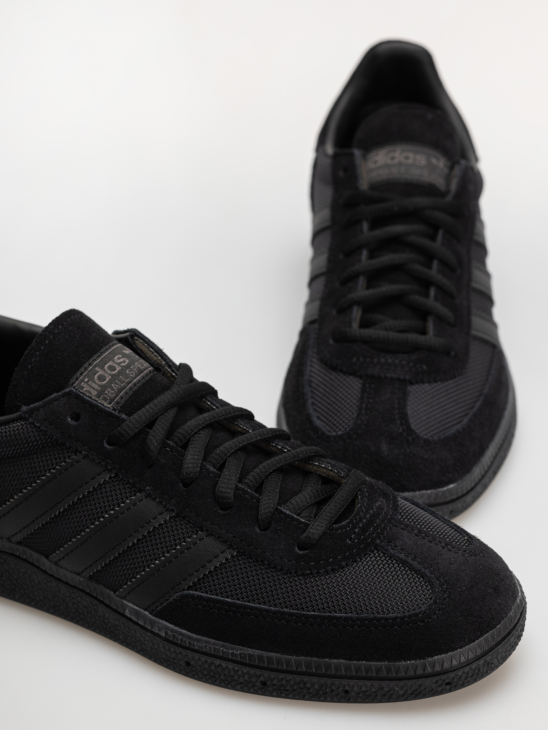 Buty adidas Handball Spezial (core black/core black/carbon)