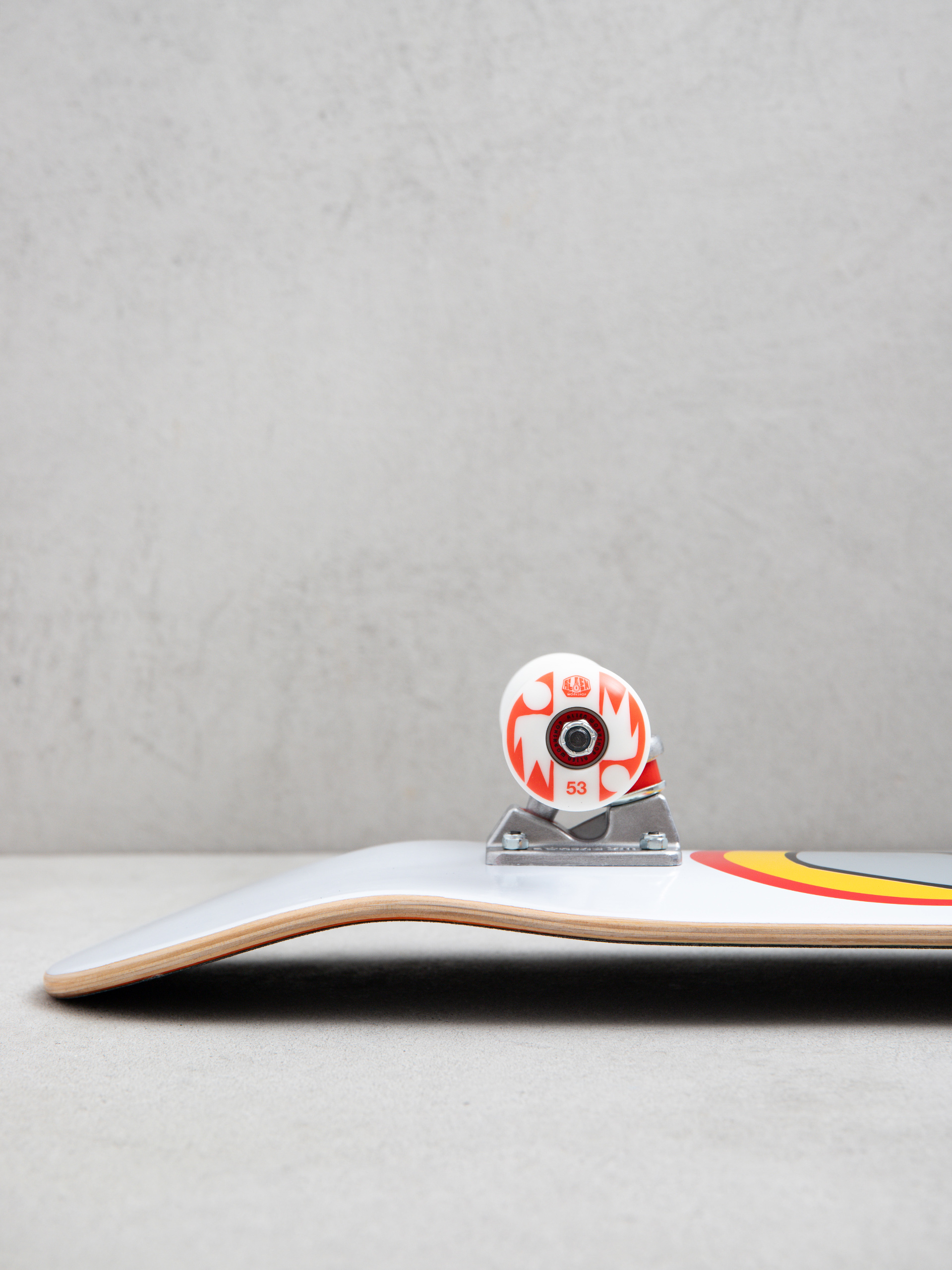 Deskorolka Alienworkshop Believe (white)