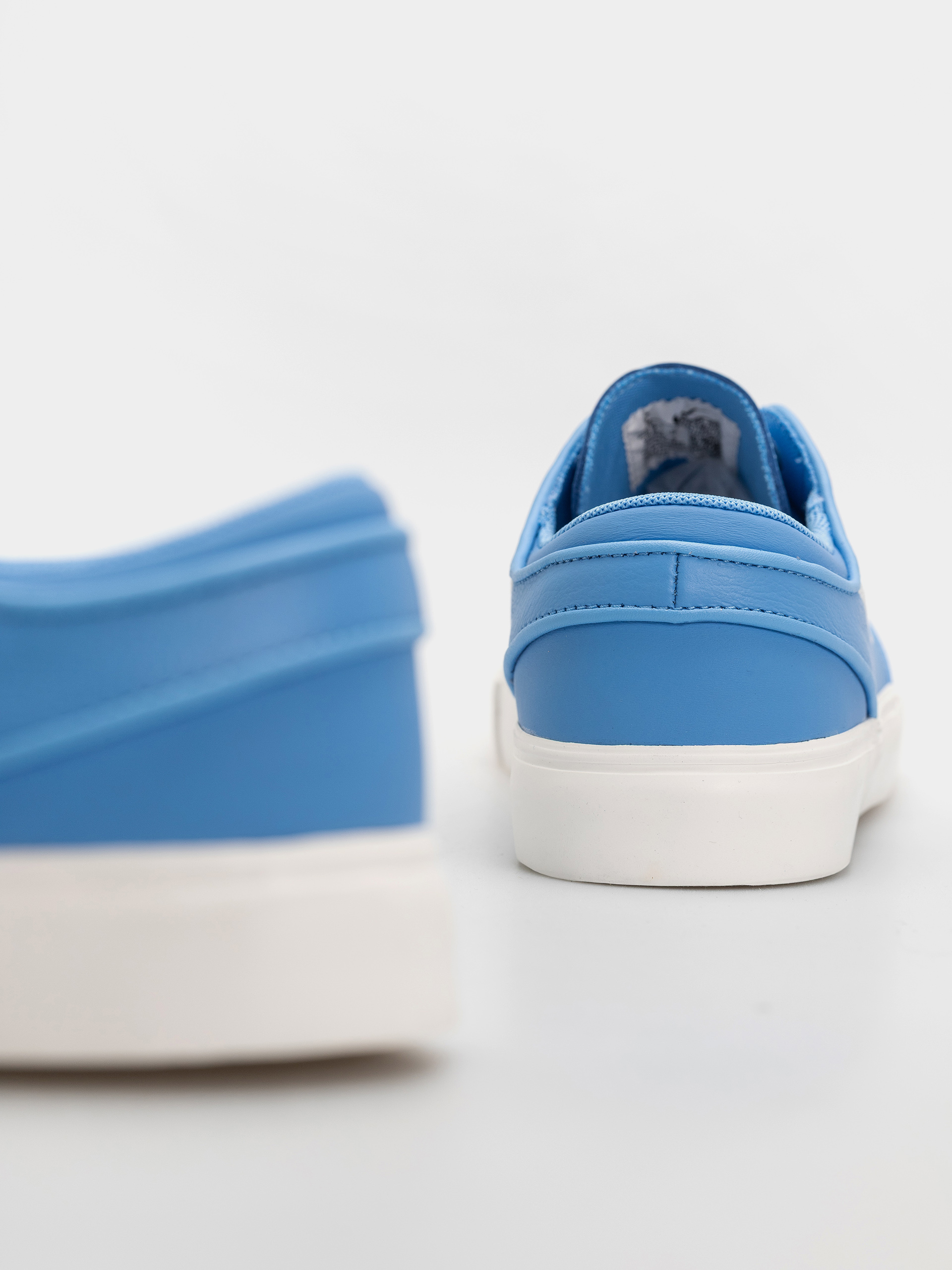 Buty Nike SB Zoom Janoski OG+ ISO (university blue/sail university blue)