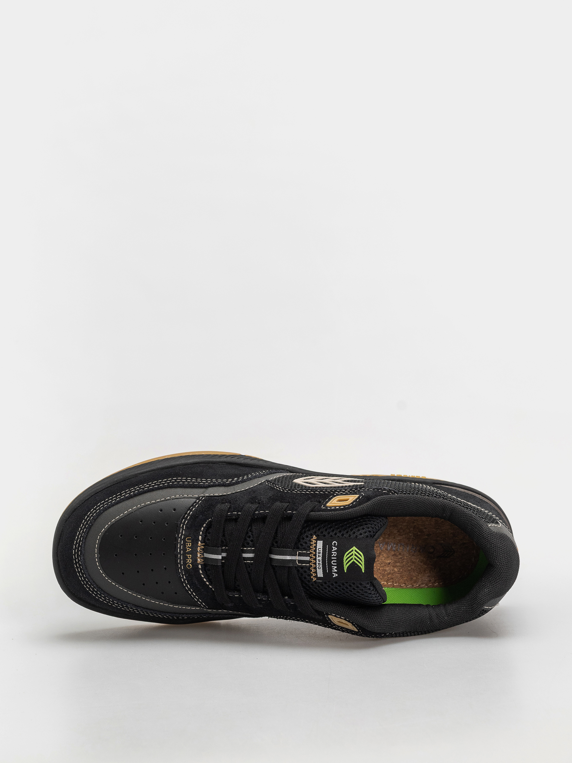 Buty Cariuma Uba Pro (black suede and mesh silver cloud logo)