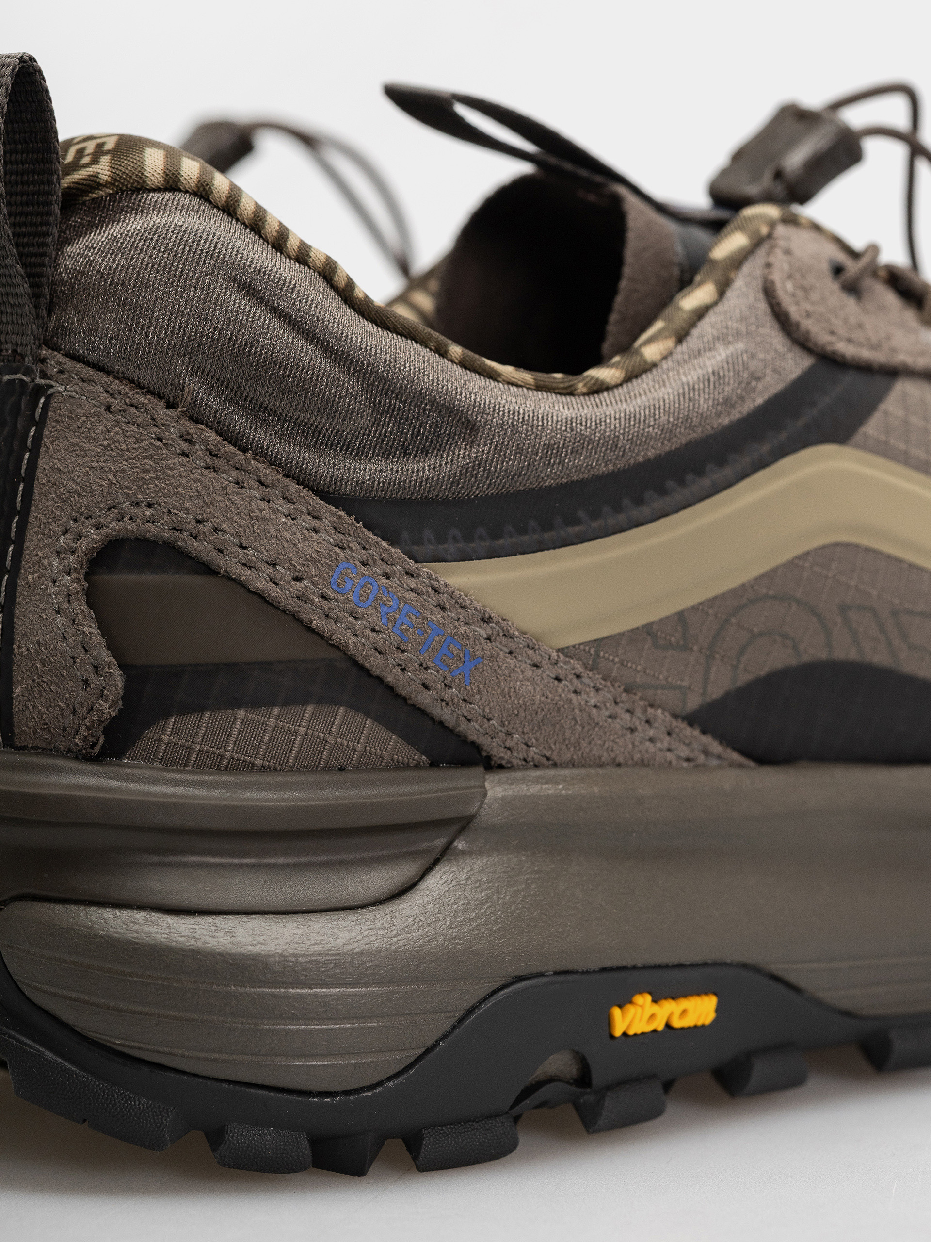 Buty zimowe Vans Crosspath Xc Gore Tex (bungee cord/coa)