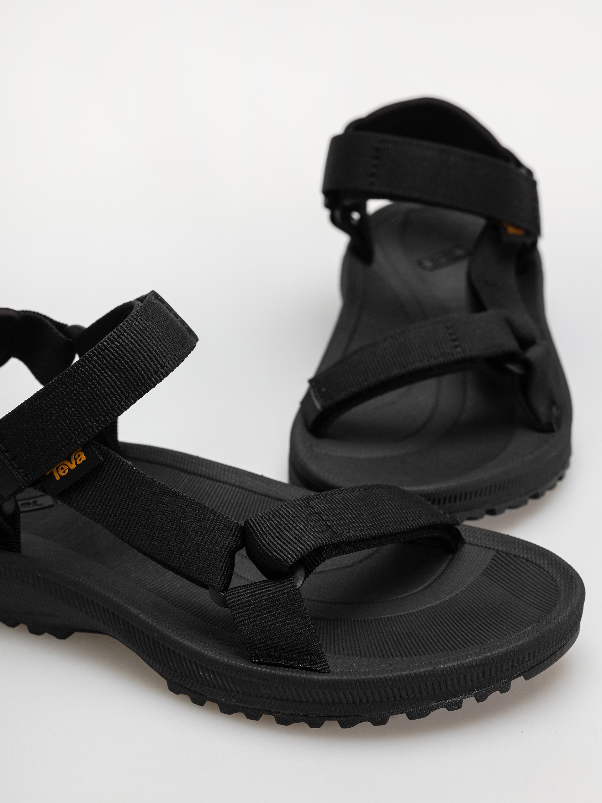 Sandały Teva Winsted Wmn (black)