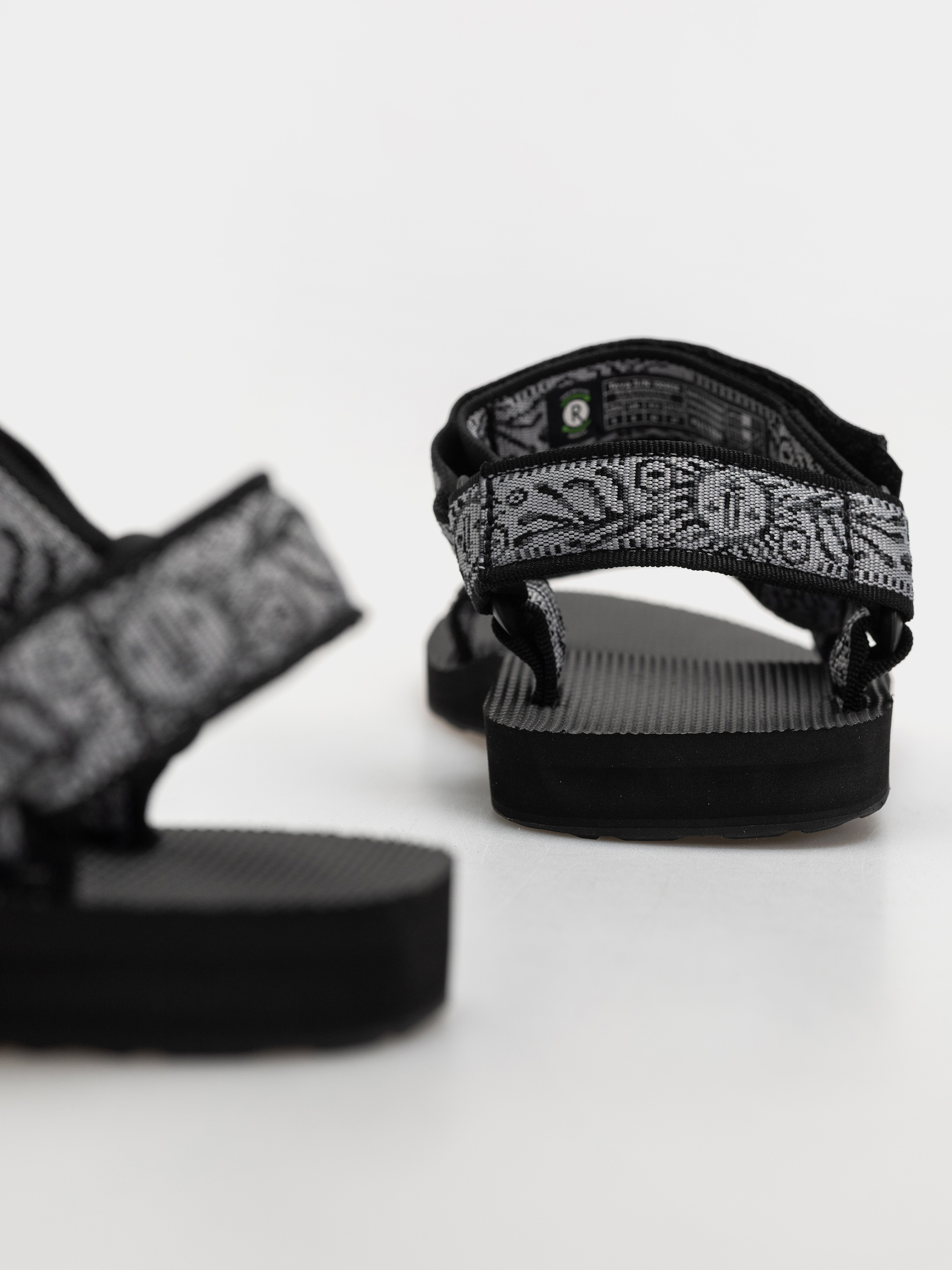 Sandały Teva Original Universal (windy summer black/grey)
