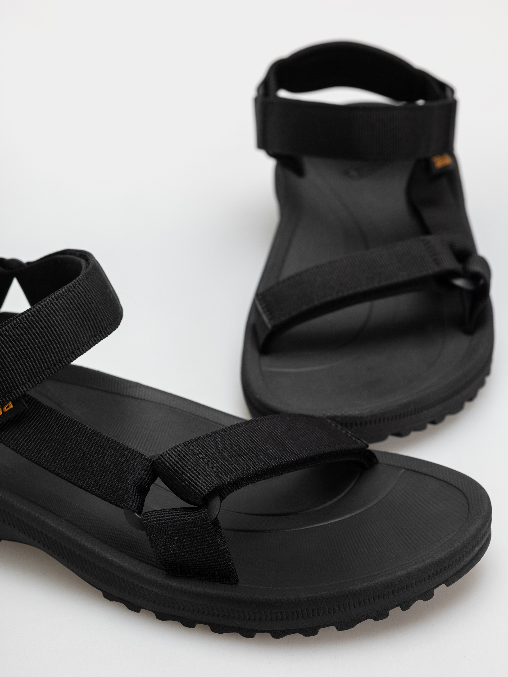 Sandały Teva Winsted (black)