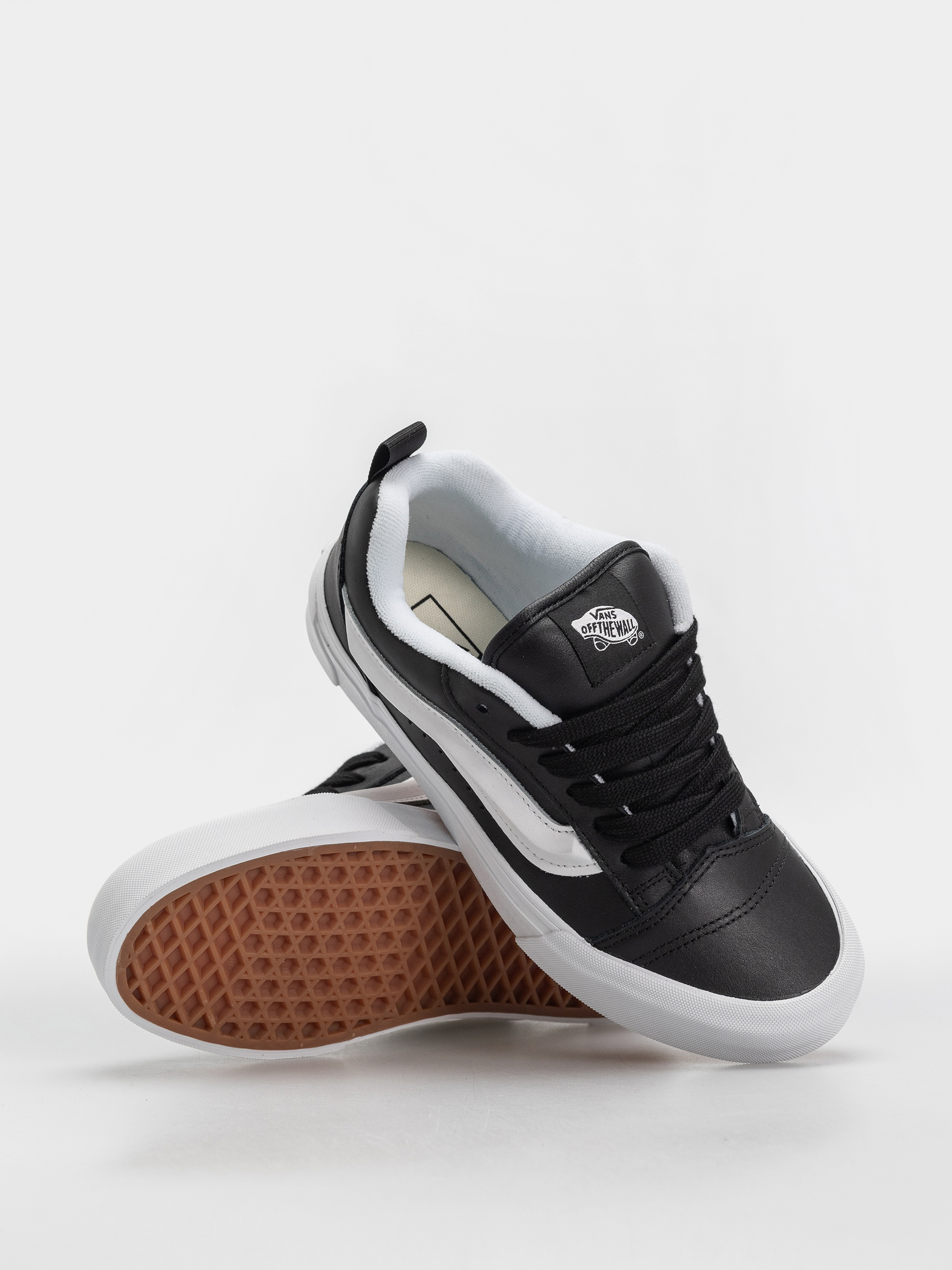 Buty Vans Knu Skool (black/true whit)